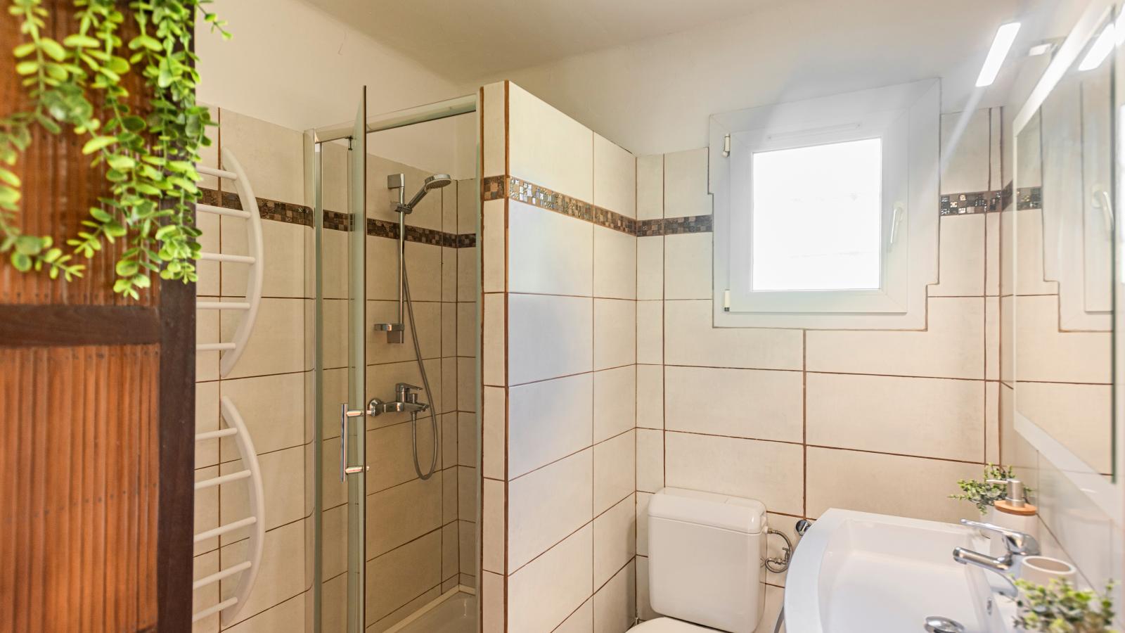 Les Romarins - Salle de bain
