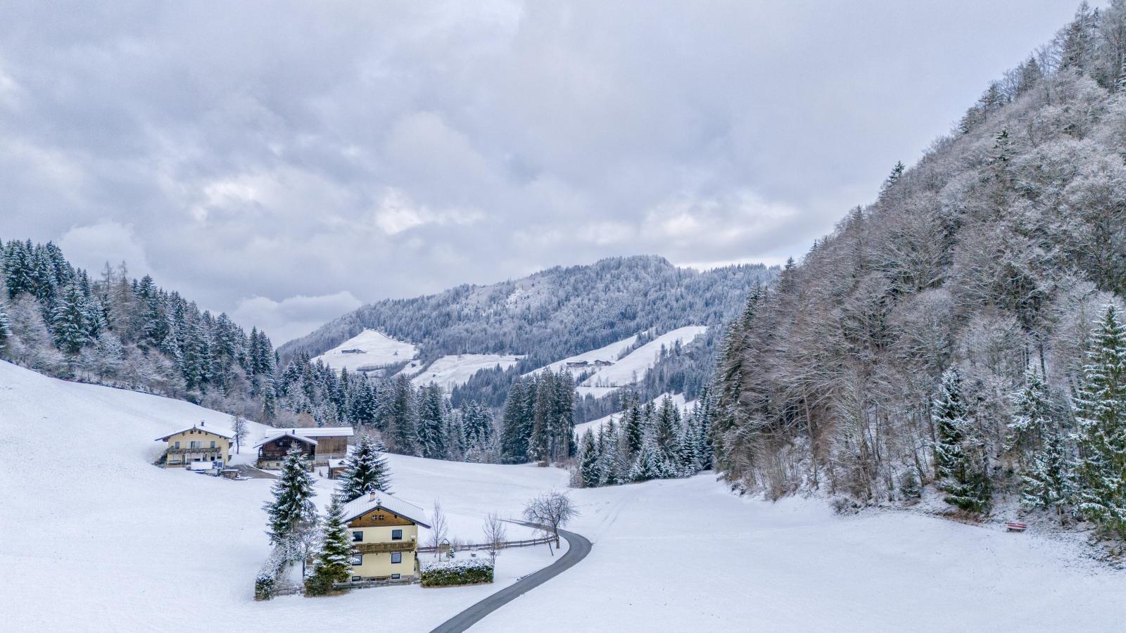 Tiroler Bergtraum Top 1 und 2-Gebied winter 1km