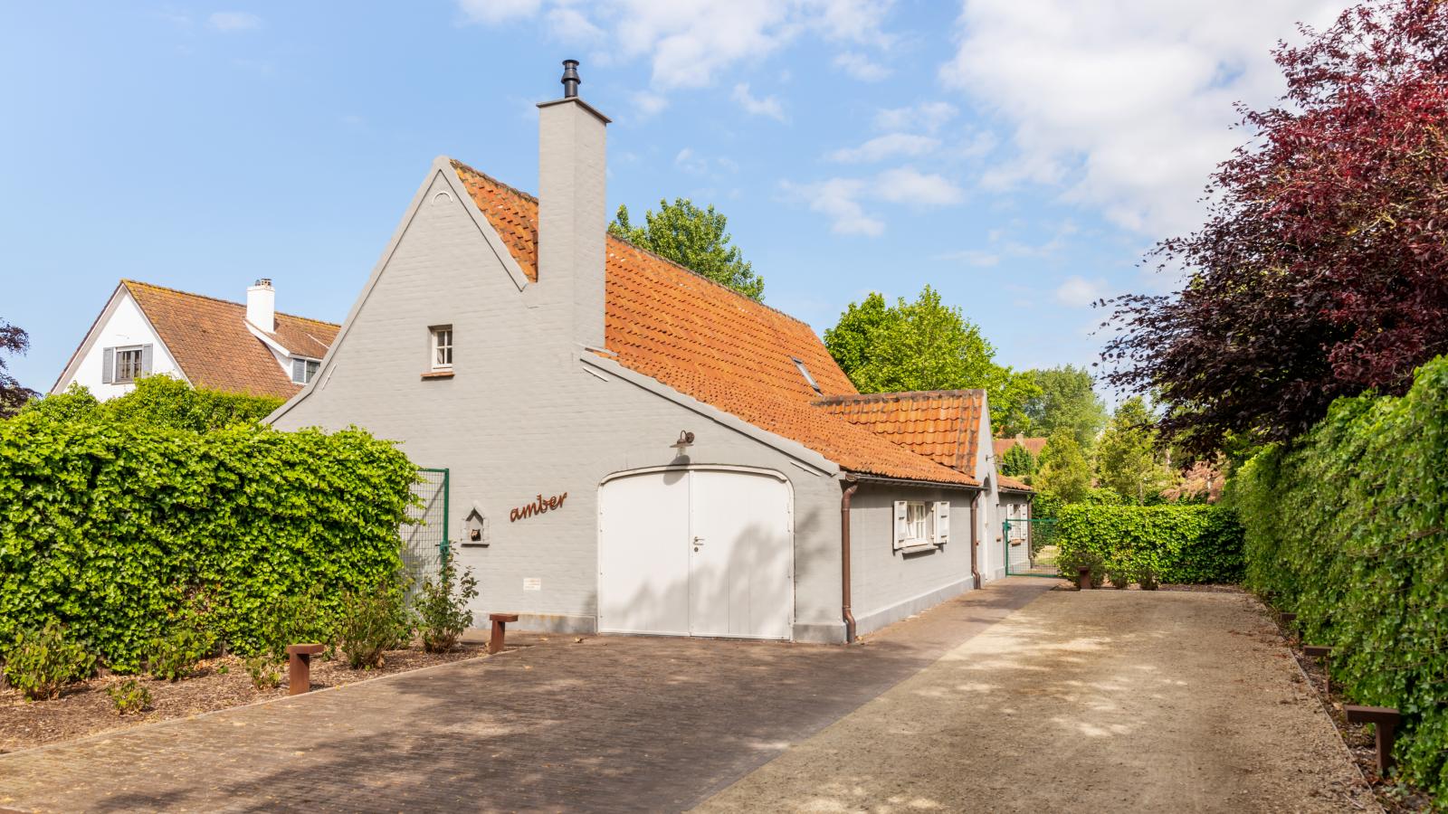 Amber-Buitenkant zomer