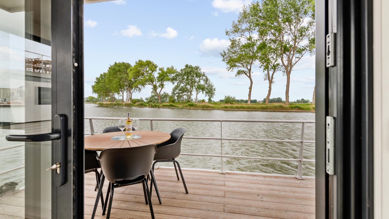 Maxim Jr-Terrasbalkon