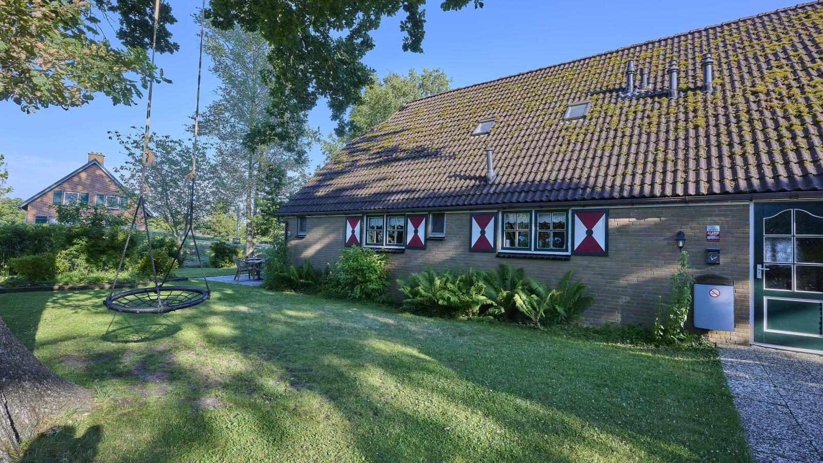 Hoeve Ginette-Buitenkant zomer