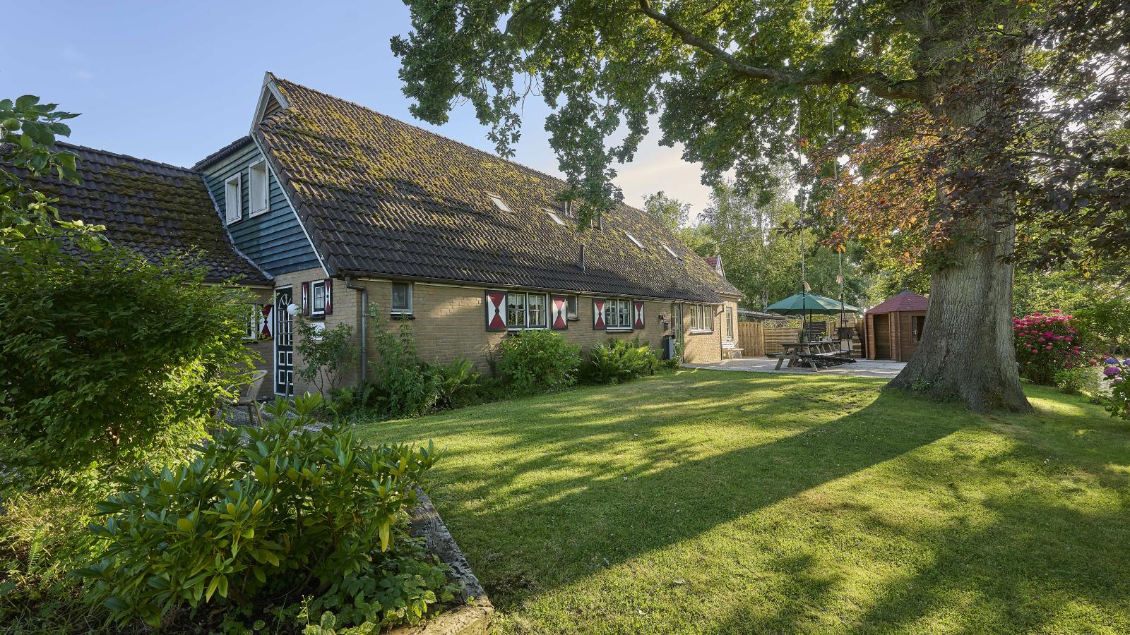 Hoeve Ginette-Buitenkant zomer