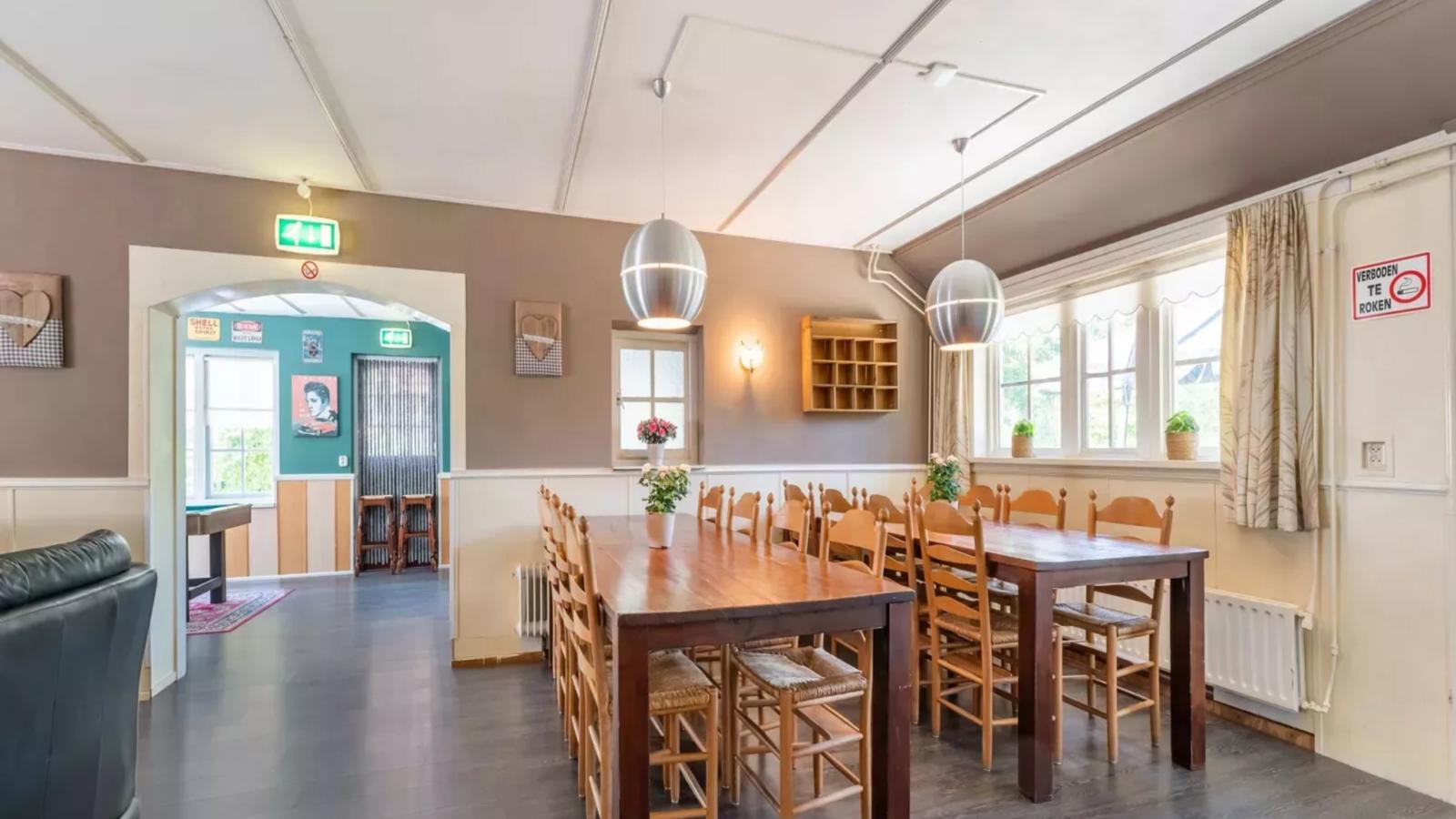 Hoeve Ginette-Eetkamer
