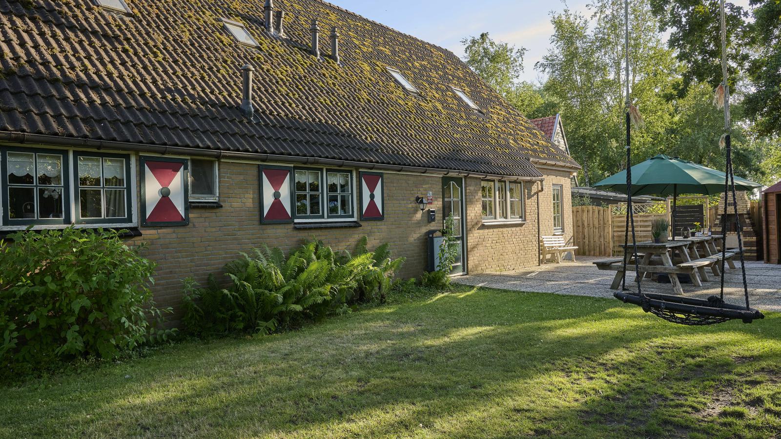 Hoeve Ginette-Buitenkant zomer