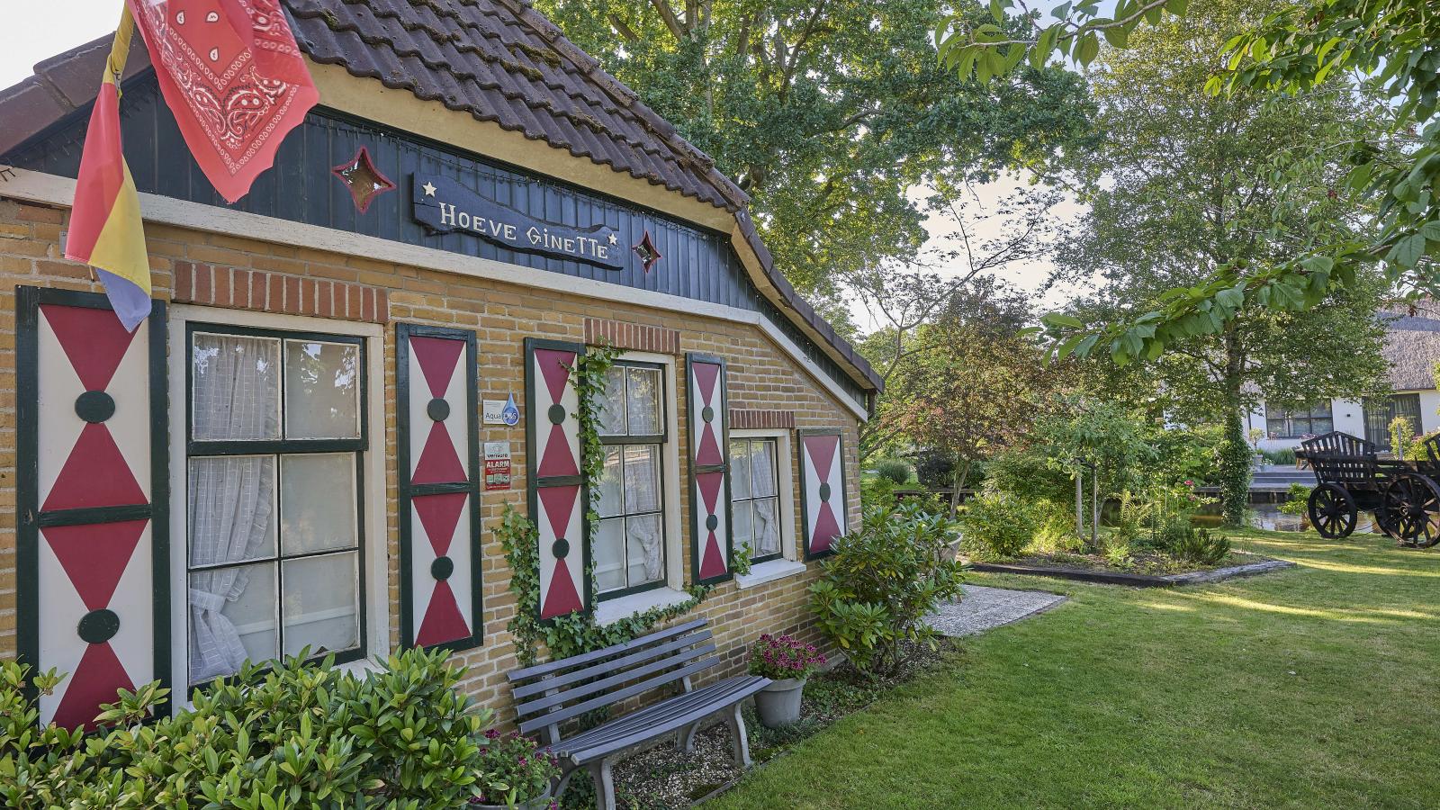 Hoeve Ginette-Buitenkant zomer