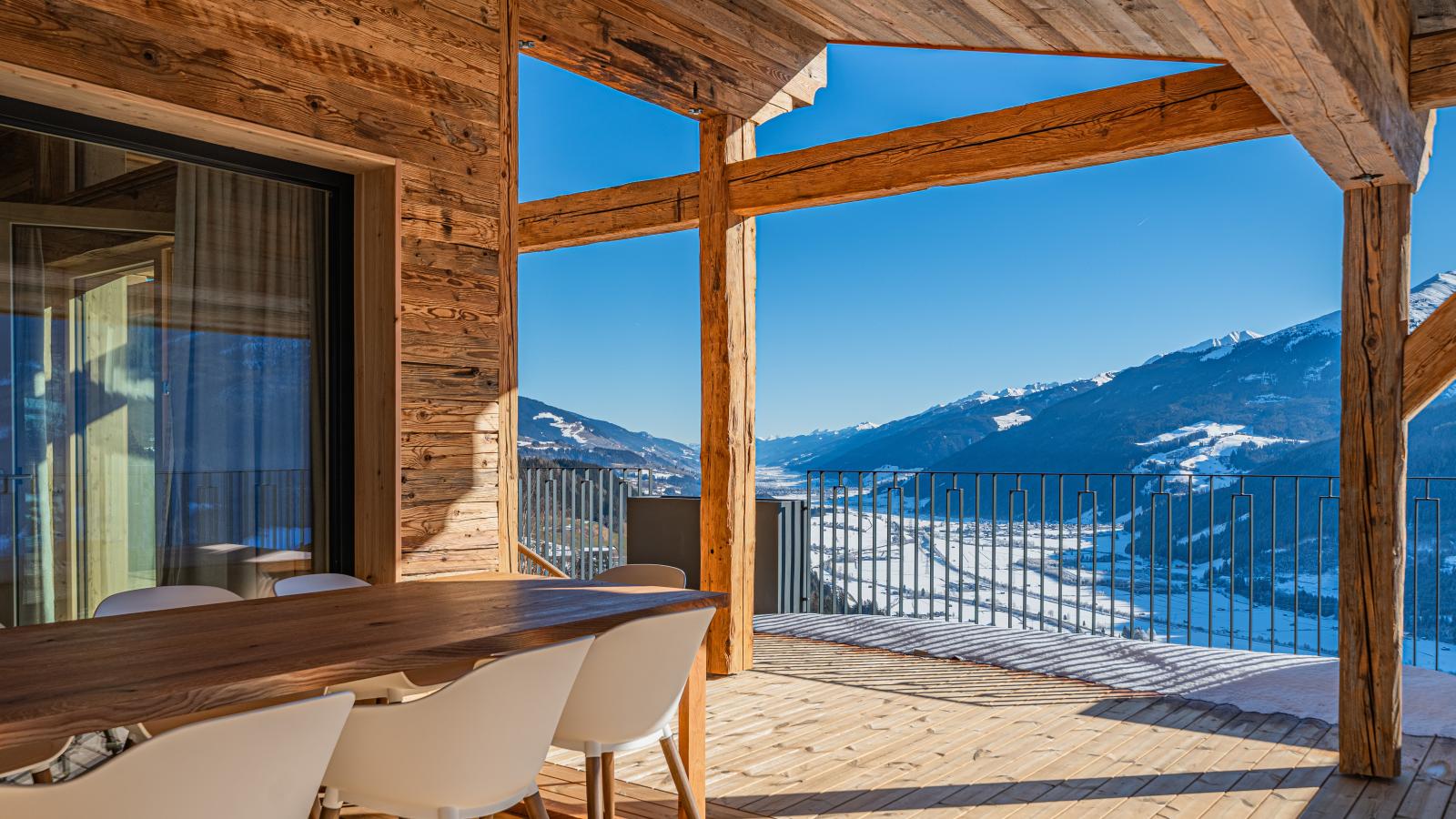 Das Haus am Berg-Terrasbalkon