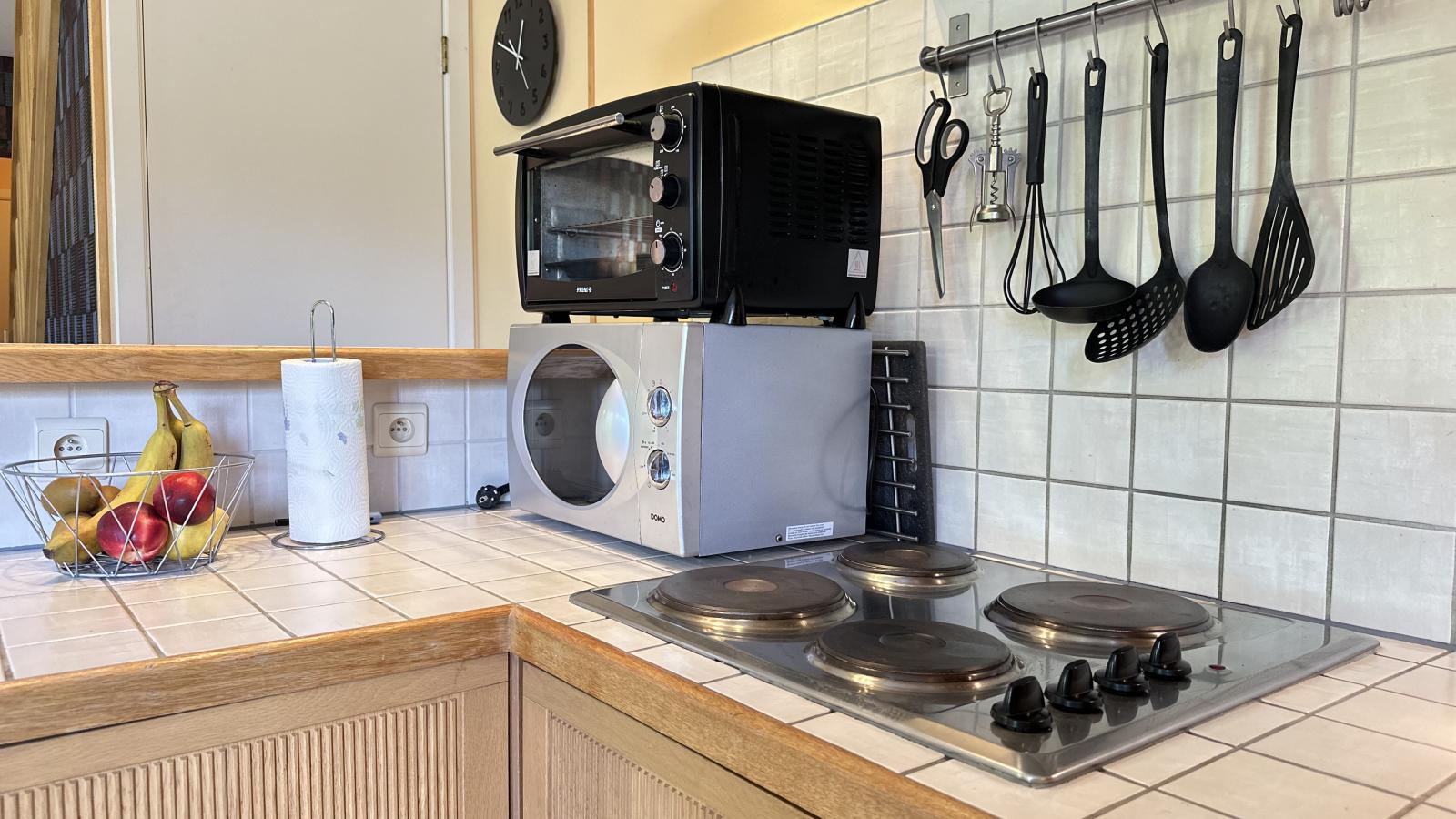 Le Quarante et Un-Kitchen