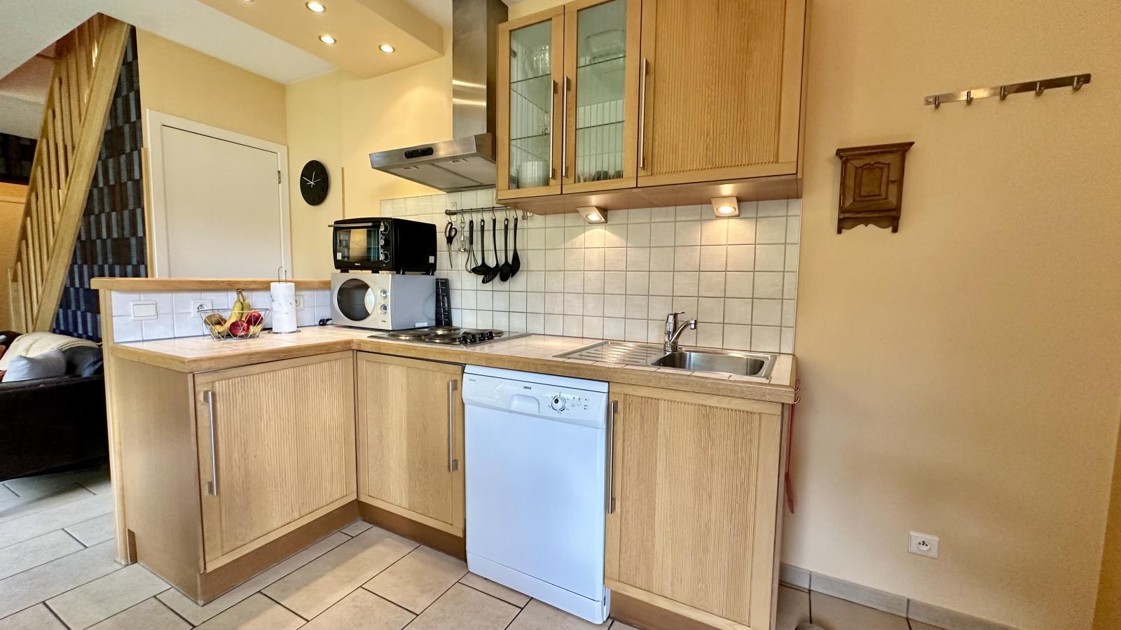 Le Quarante et Un-Kitchen