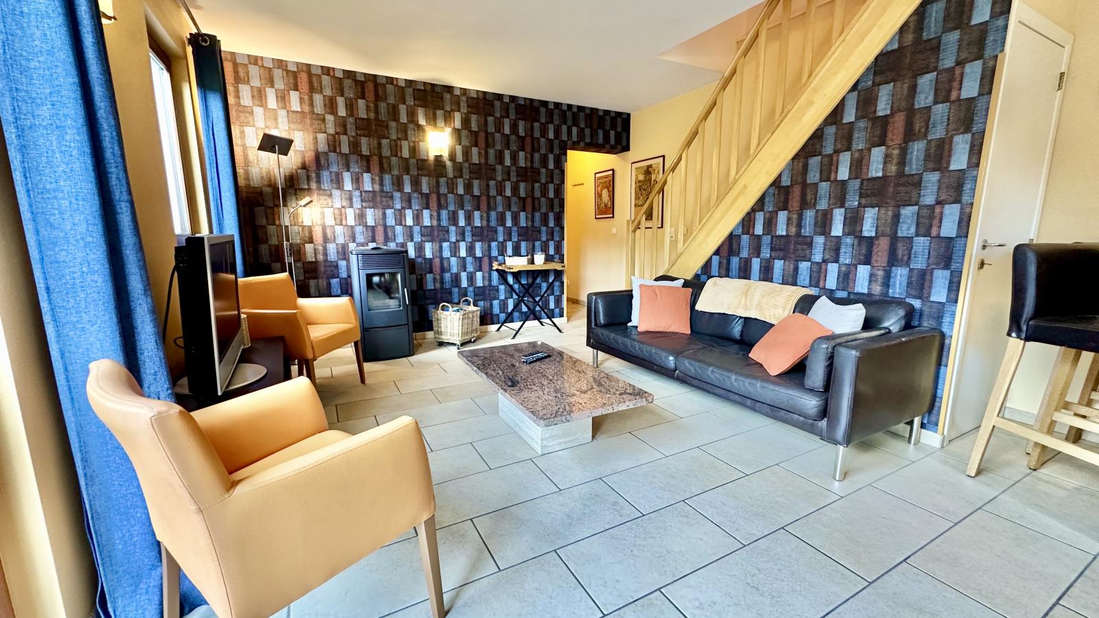 Le Quarante et Un-Living room