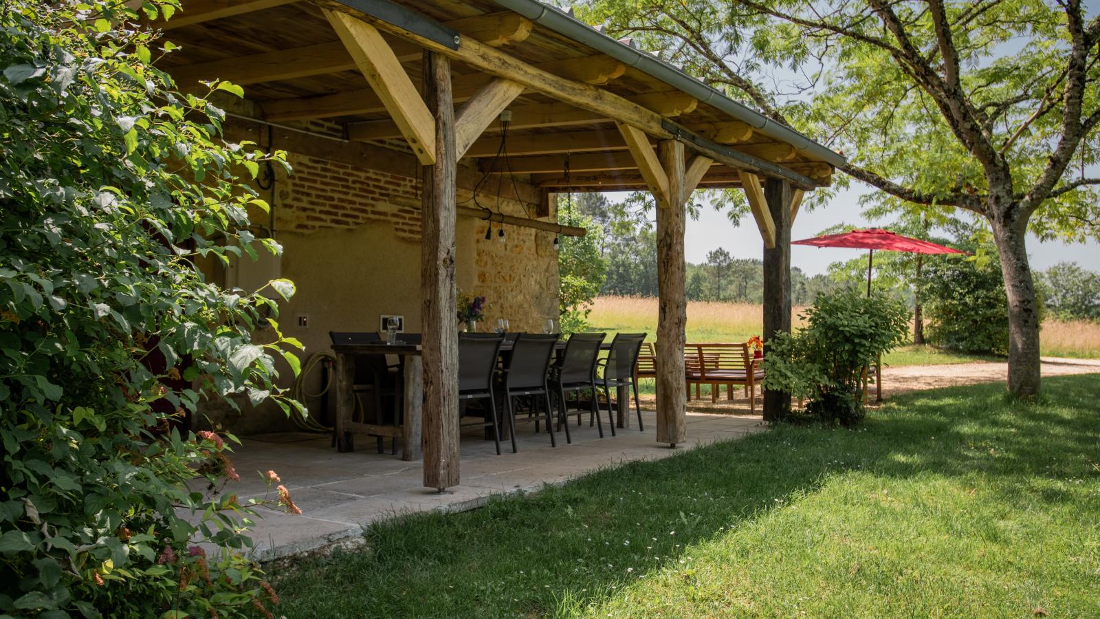 Grande gite Saint Martin le Redon-Tuinen zomer