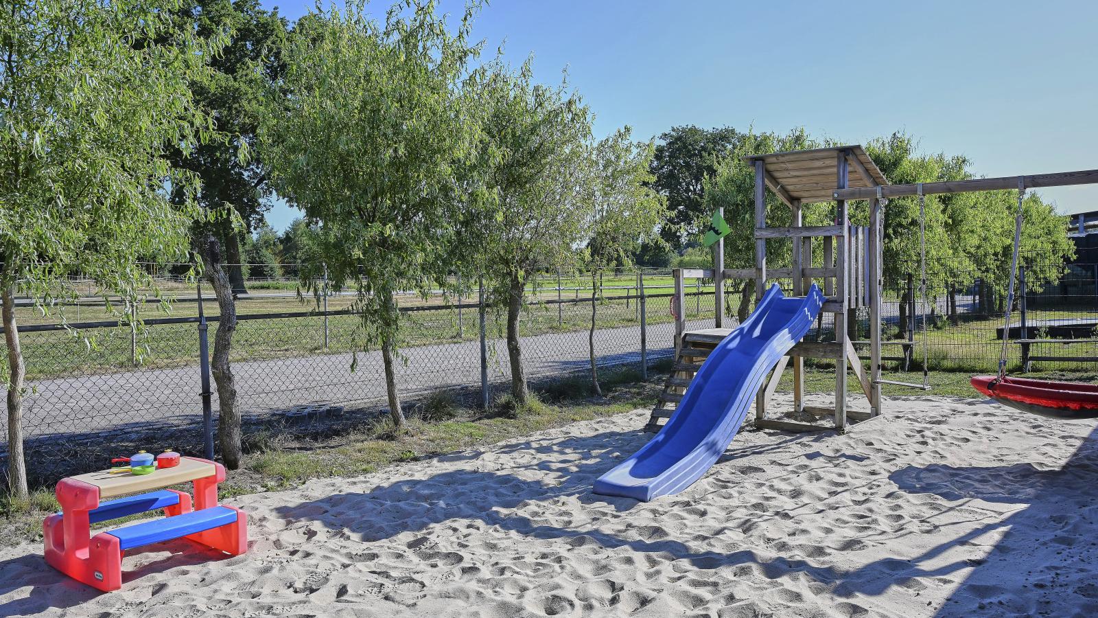De Rouwenbogt-Installations du parc