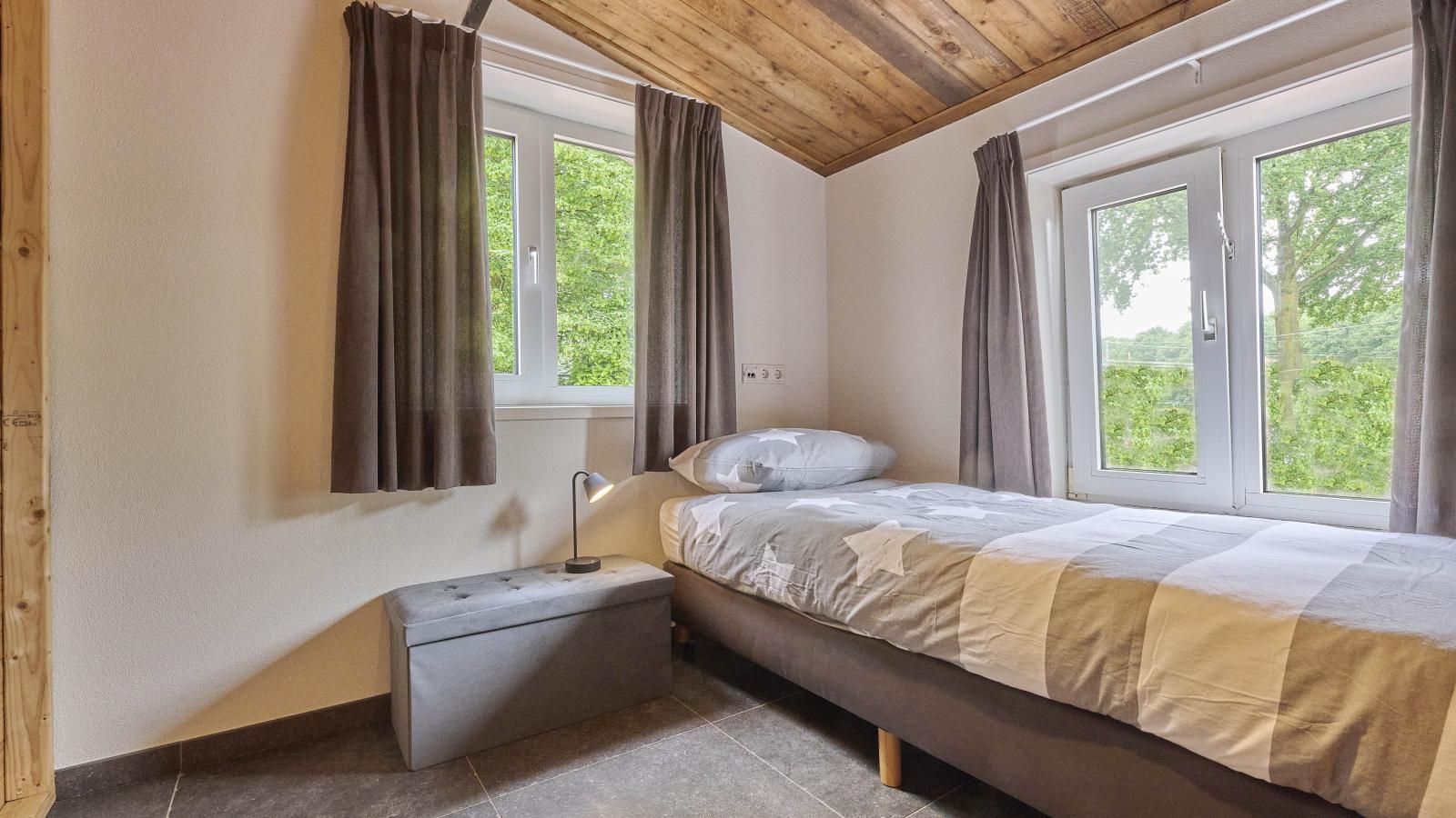 De Rouwenbogt-Slaapkamer