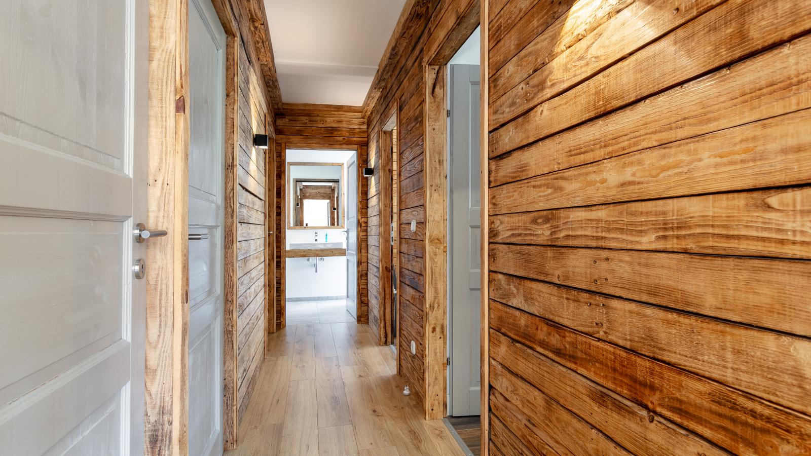 Kaiser Residence Top 2-Landing