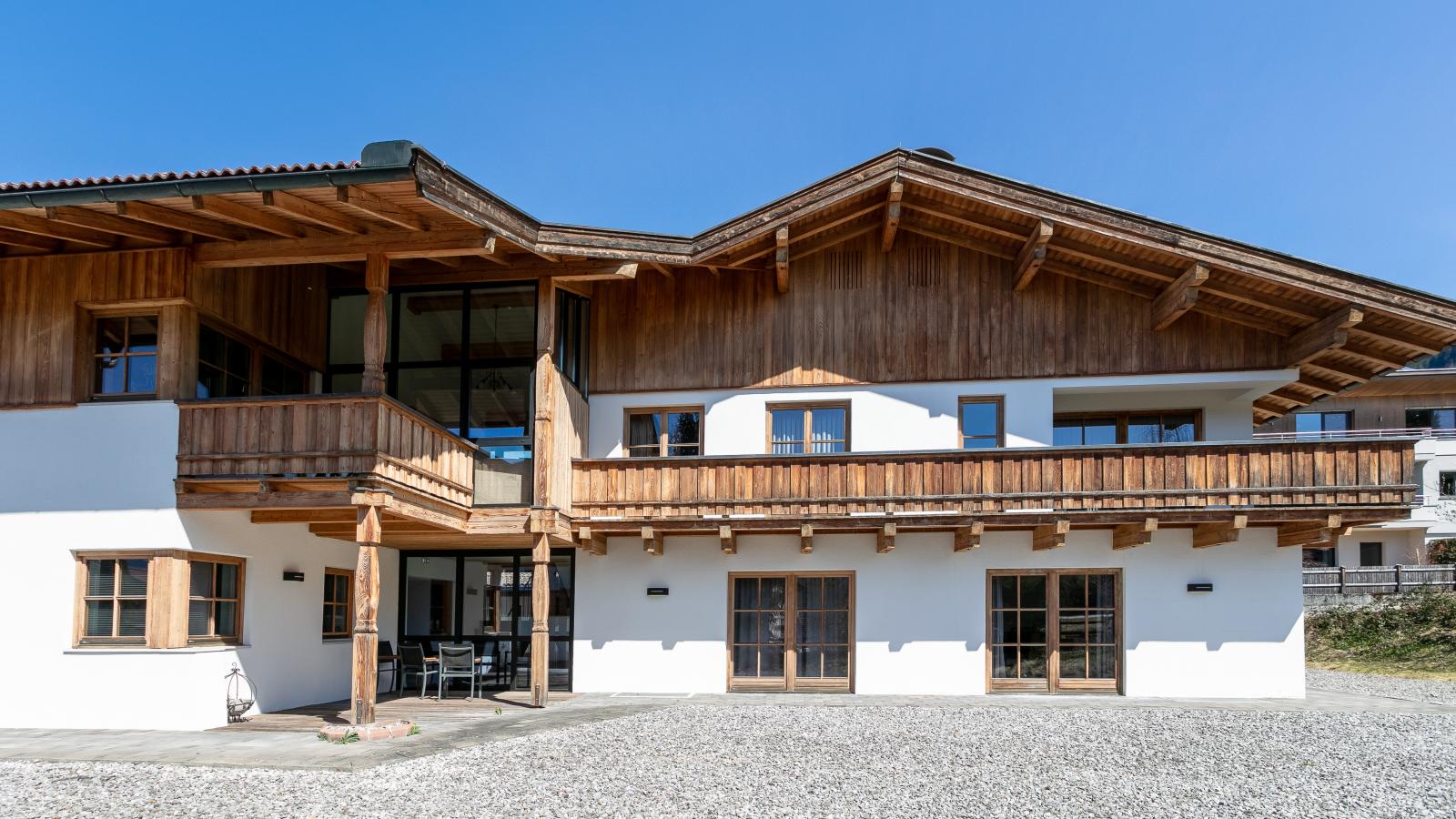Kaiser Residence Top 1  Top 2-Exterior summer