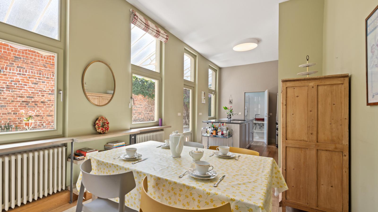 La Maison Bleue petite - Eetkamer