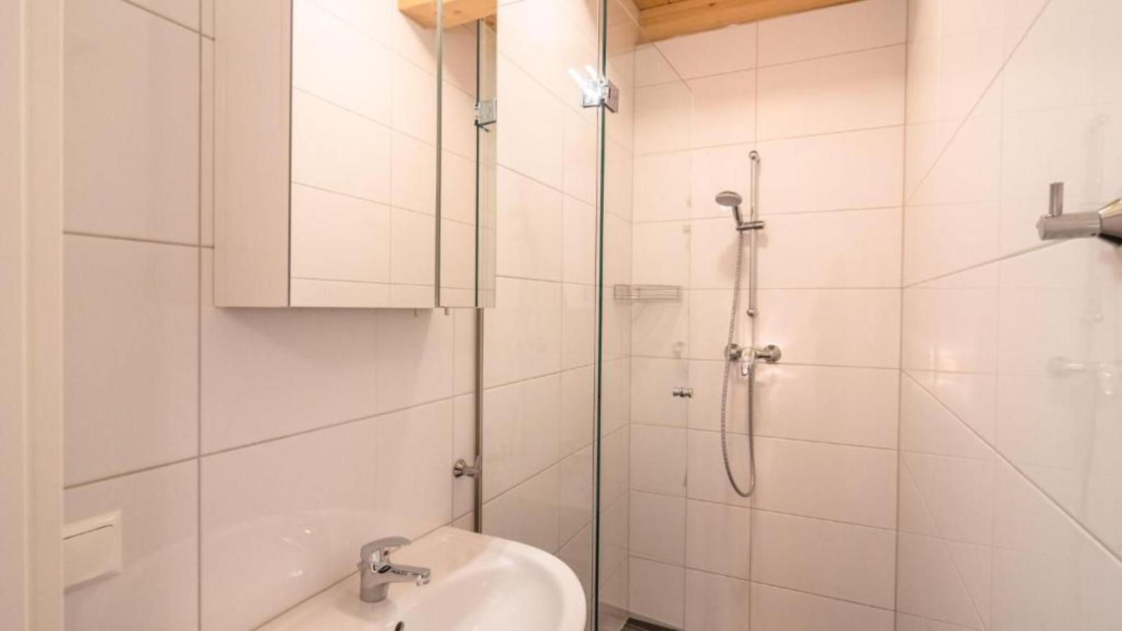 Kipaji 2-Badkamer