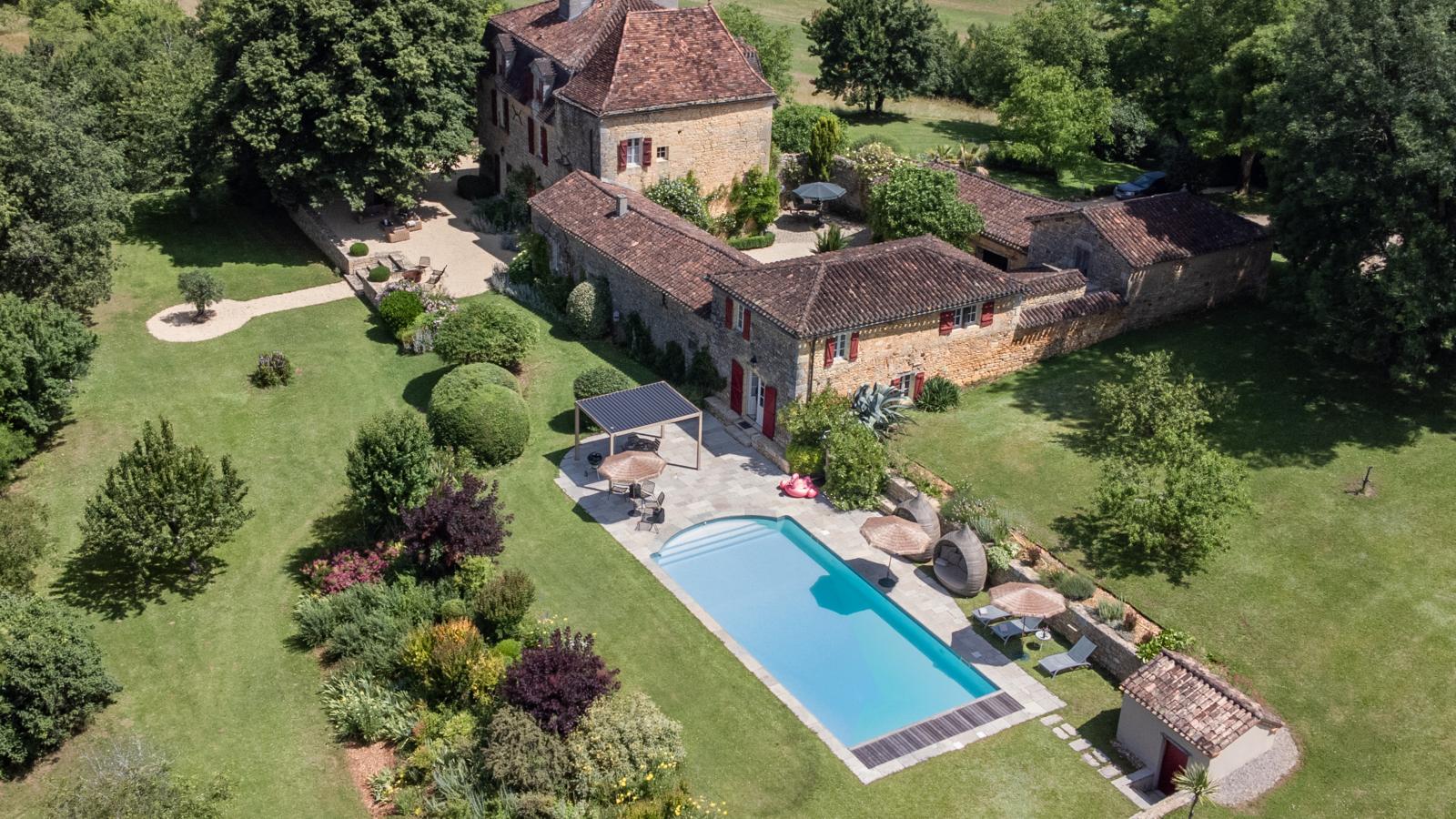 Domaine Saint Martin le Redon-Buitenkant zomer