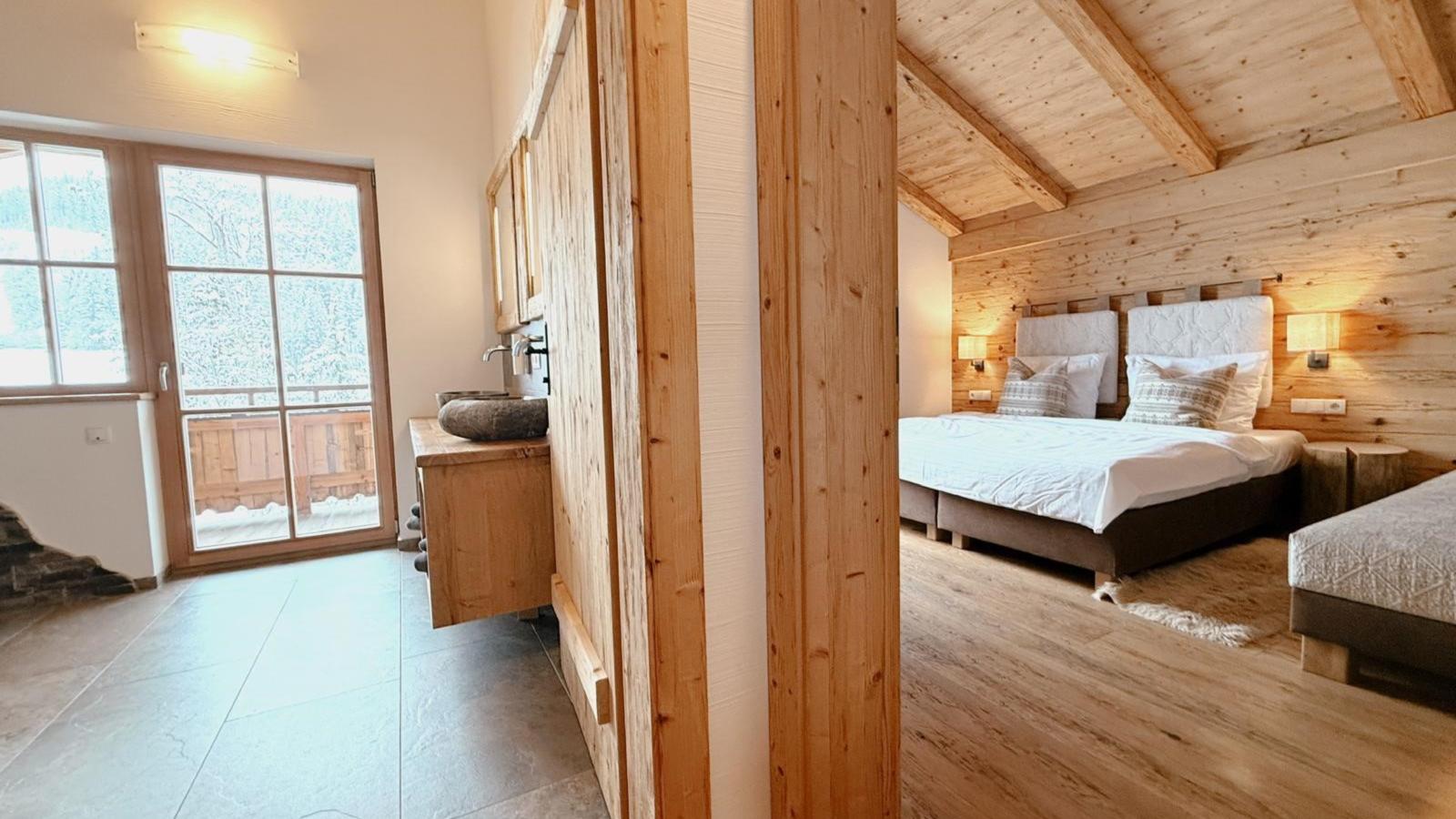 Wildrose-Schlafzimmer