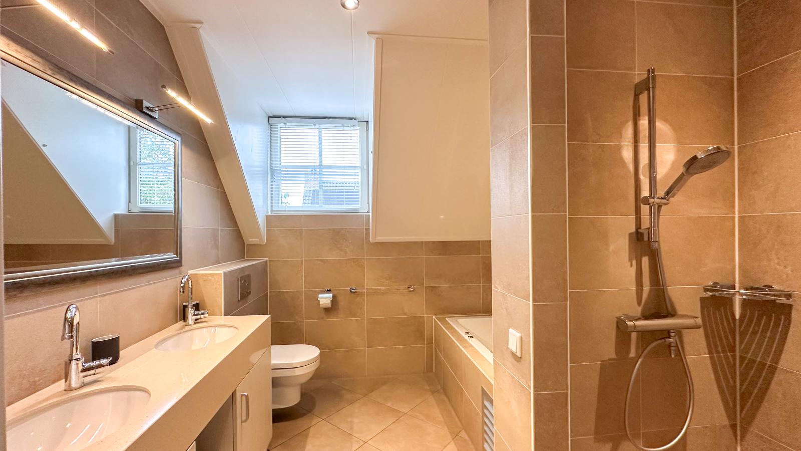 Coast Comfort-Badkamer