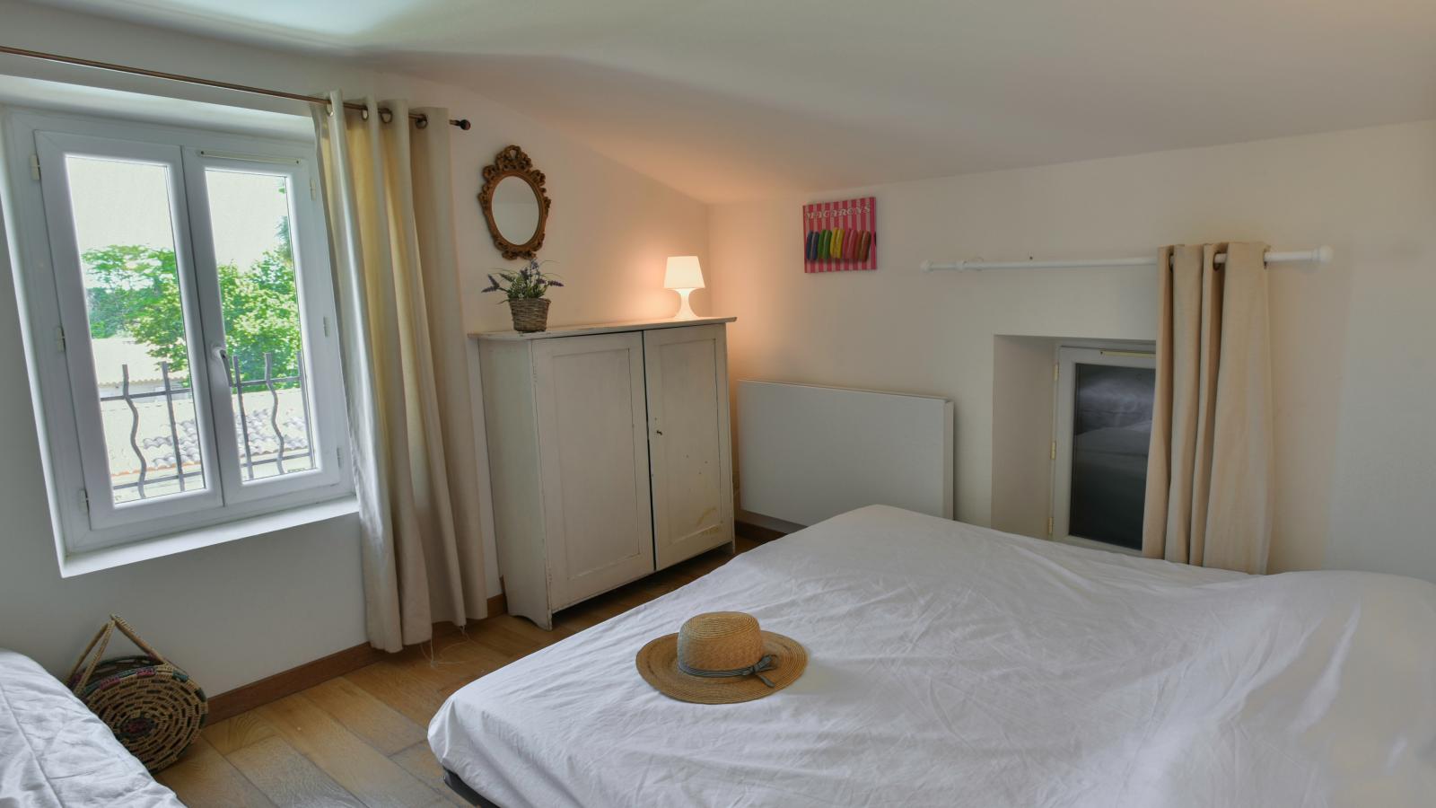 Les Châtaignes - Bedroom