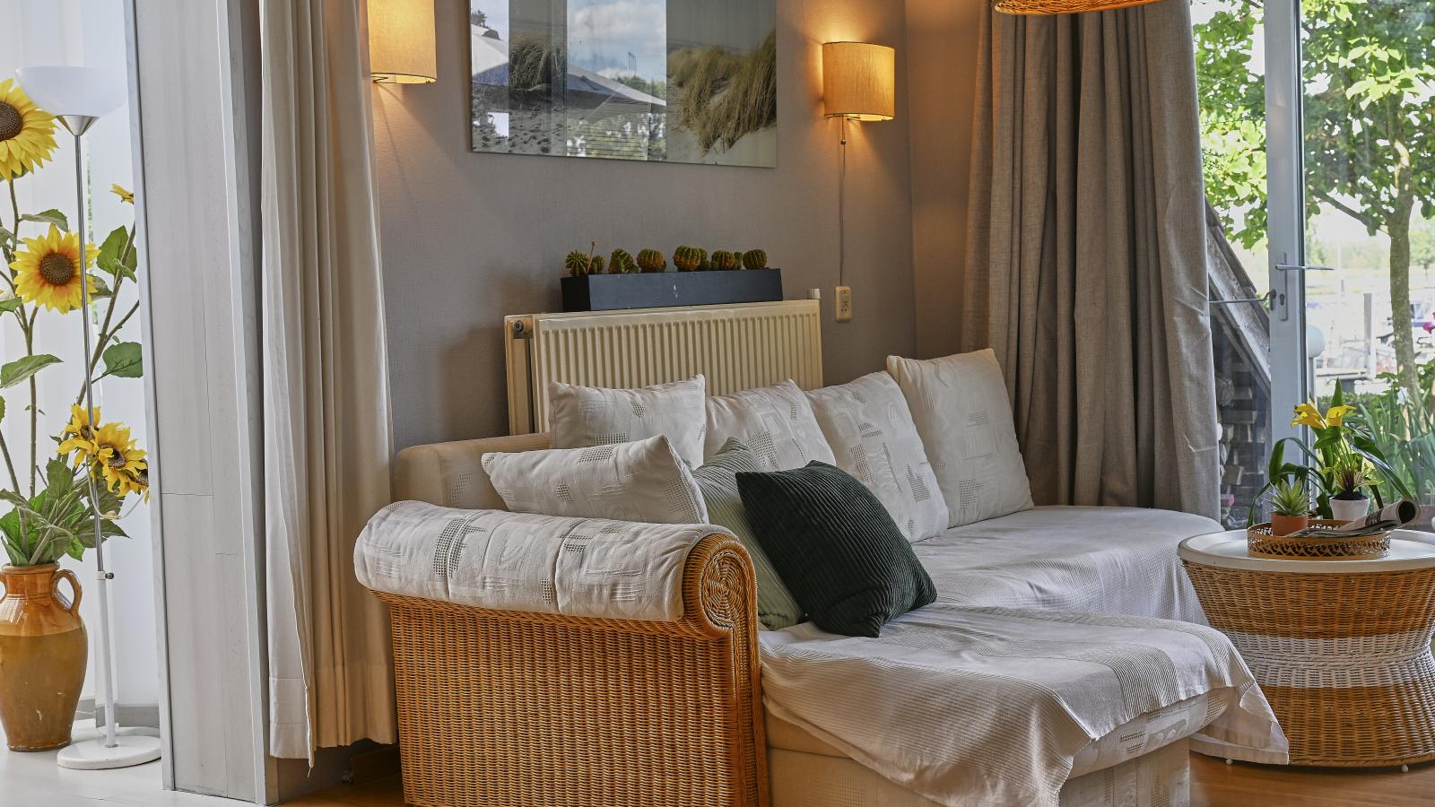 Aan de oever-Living room