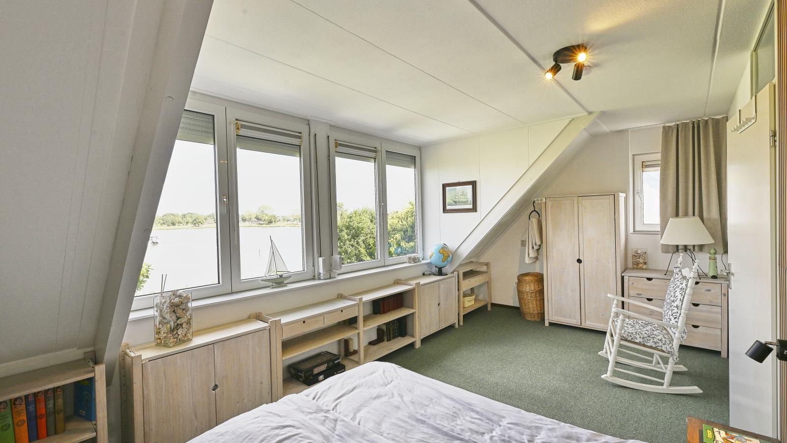 Aan de oever-Bedroom