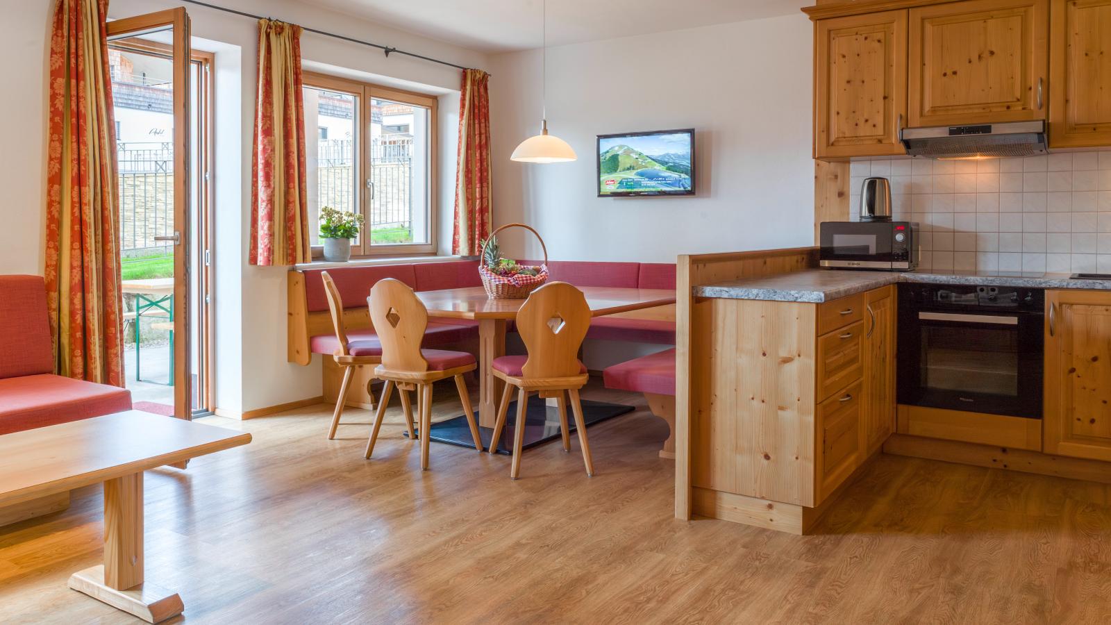 Next To The Skilift A 2-Eetkamer