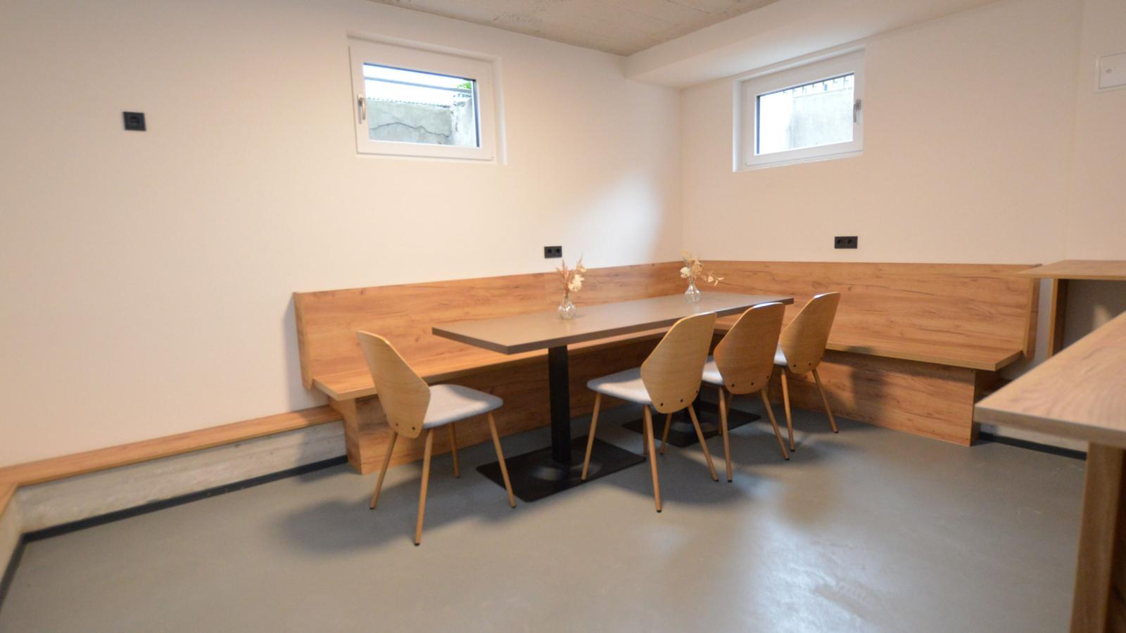 Leni Top 4-Faciliteiten