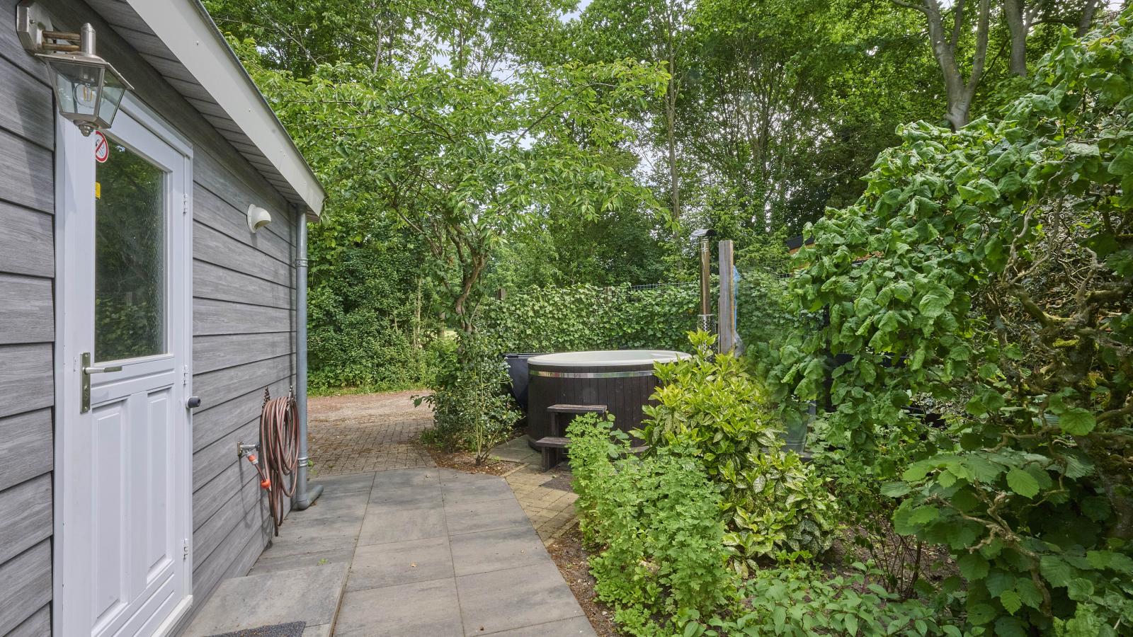 Hermelijn-Gardens summer