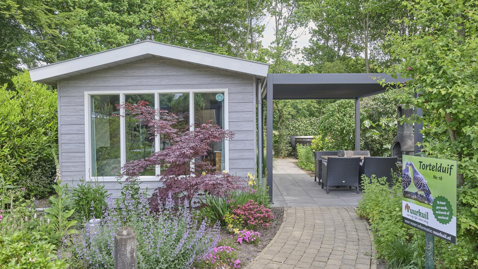 Hermelijn-Exterior summer