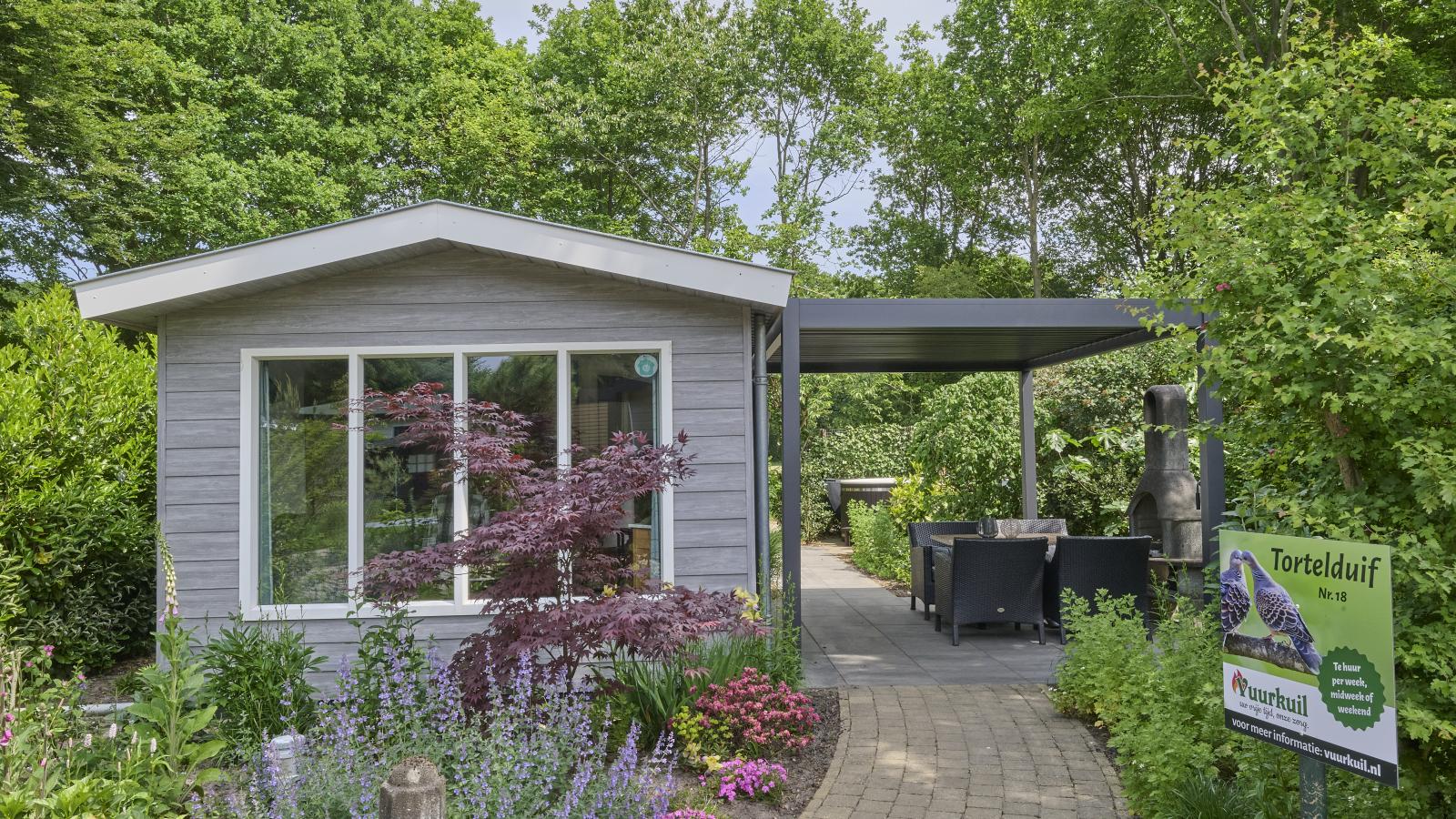 Hermelijn-Exterior summer