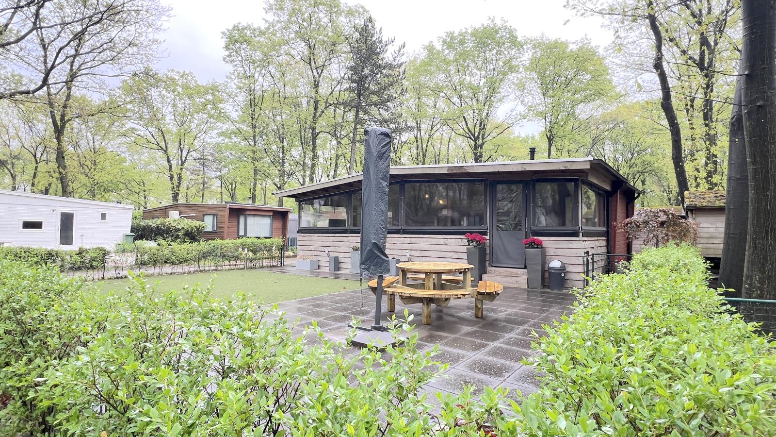 T Heische hofje-Terrasbalkon