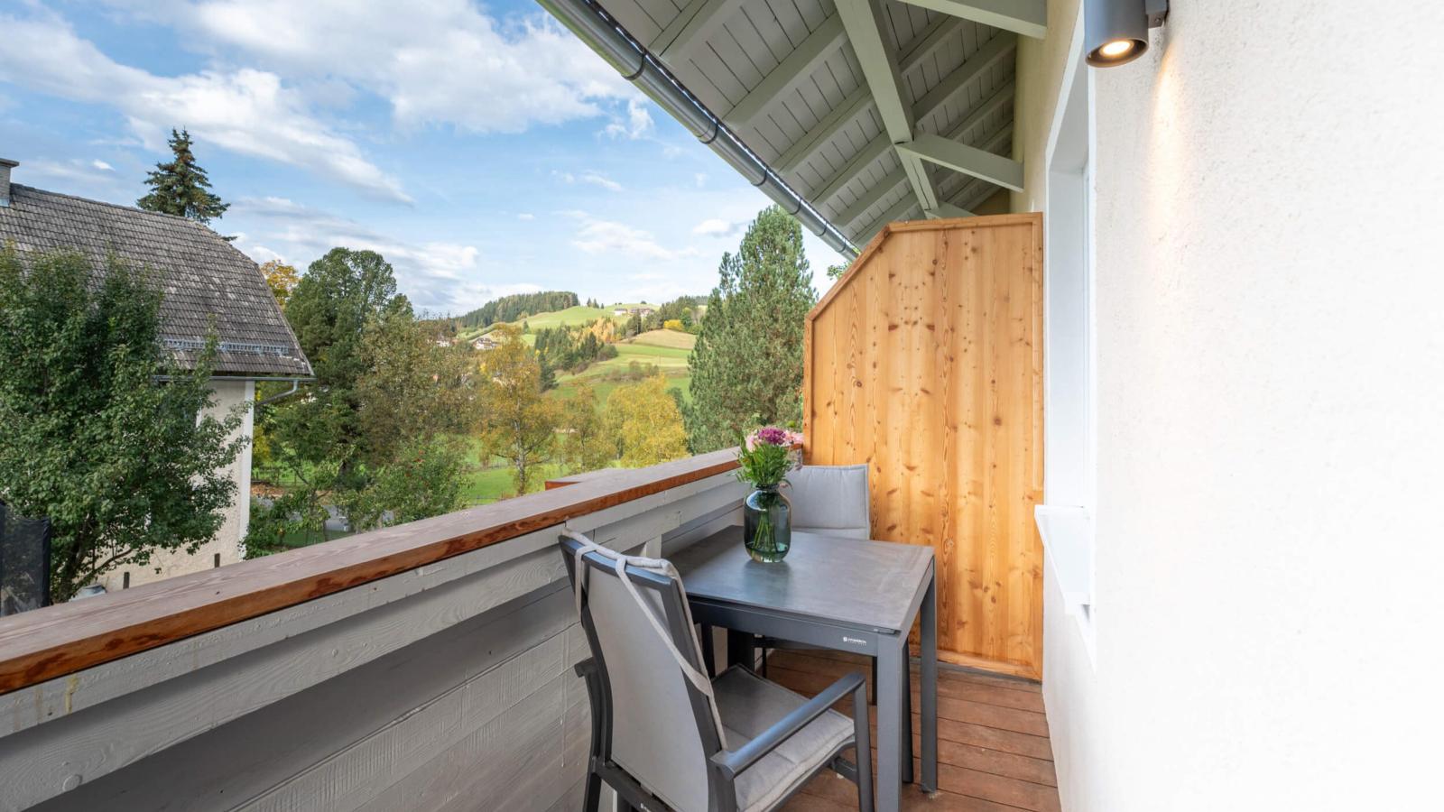 Eden Kleinbichl Top 7-Terrasbalkon