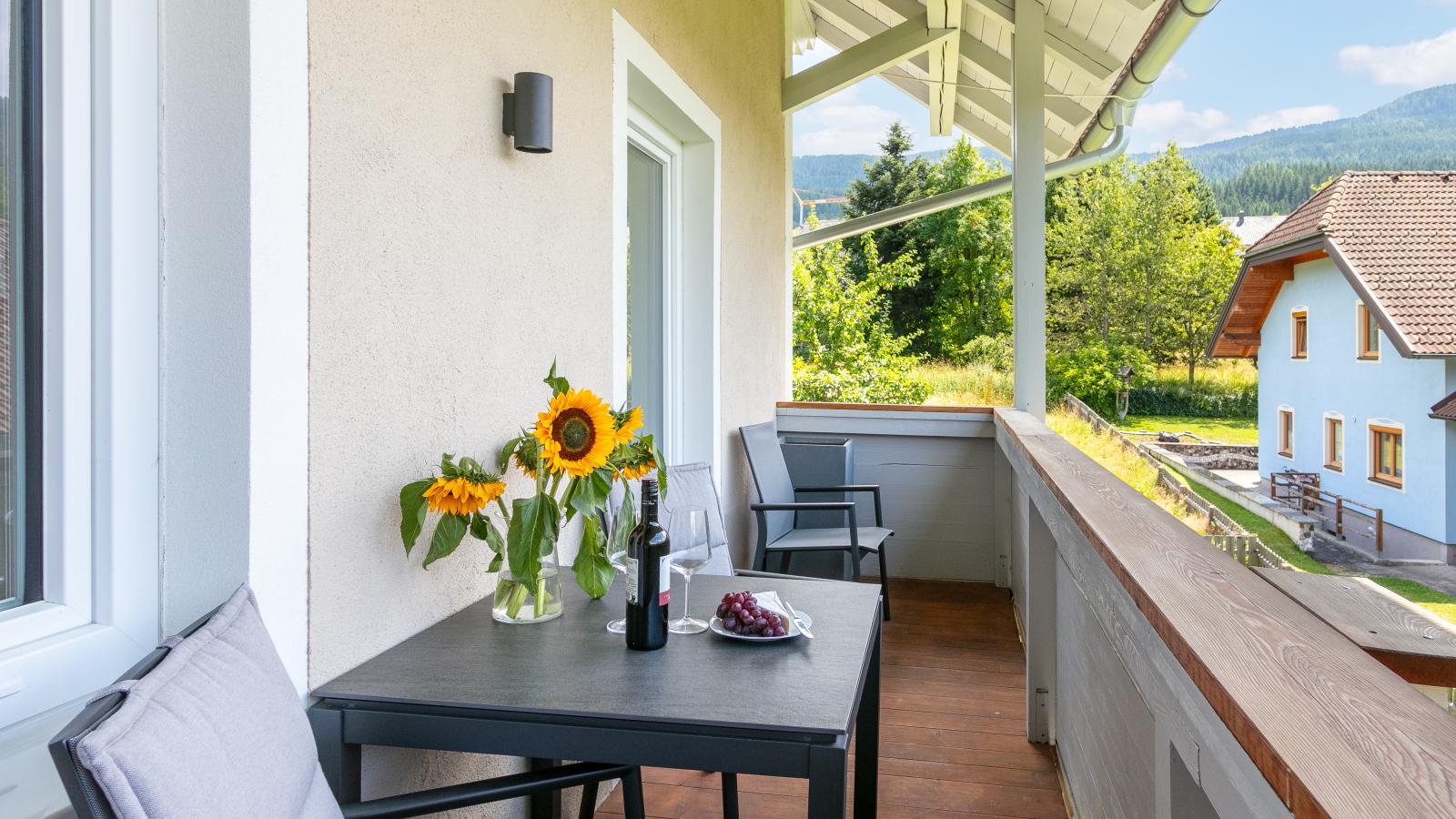 Eden Kleinbichl Top 7-Terrace balcony