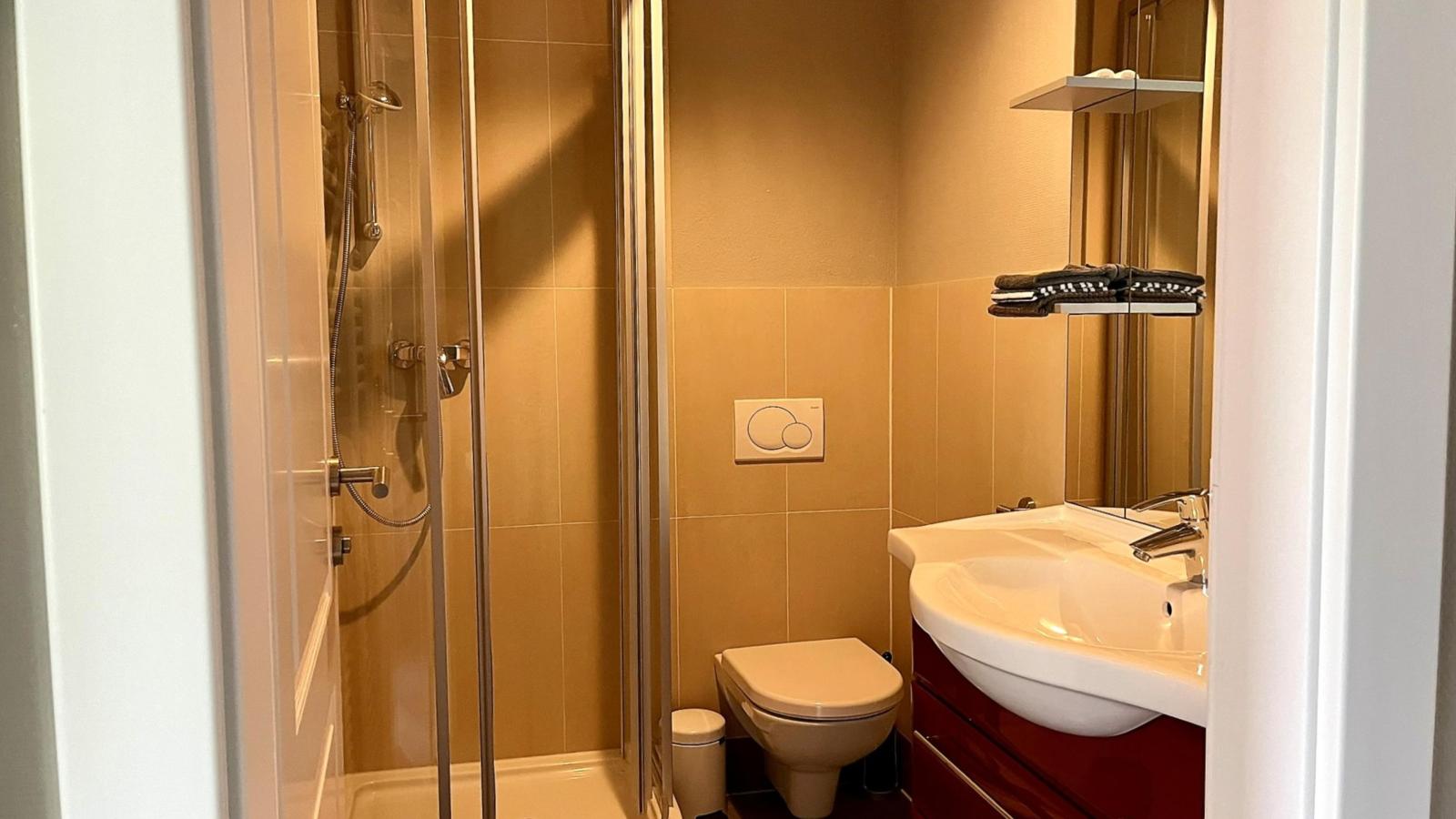 Residenz Aichwaldsee-Badkamer