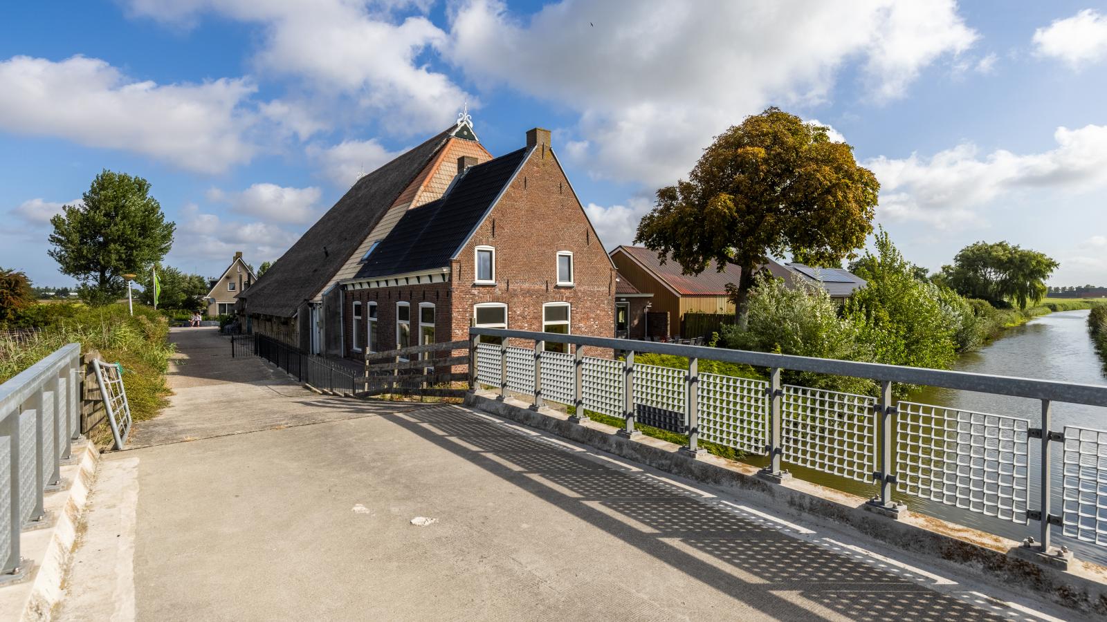 Groep in Friesland-Buitenkant zomer