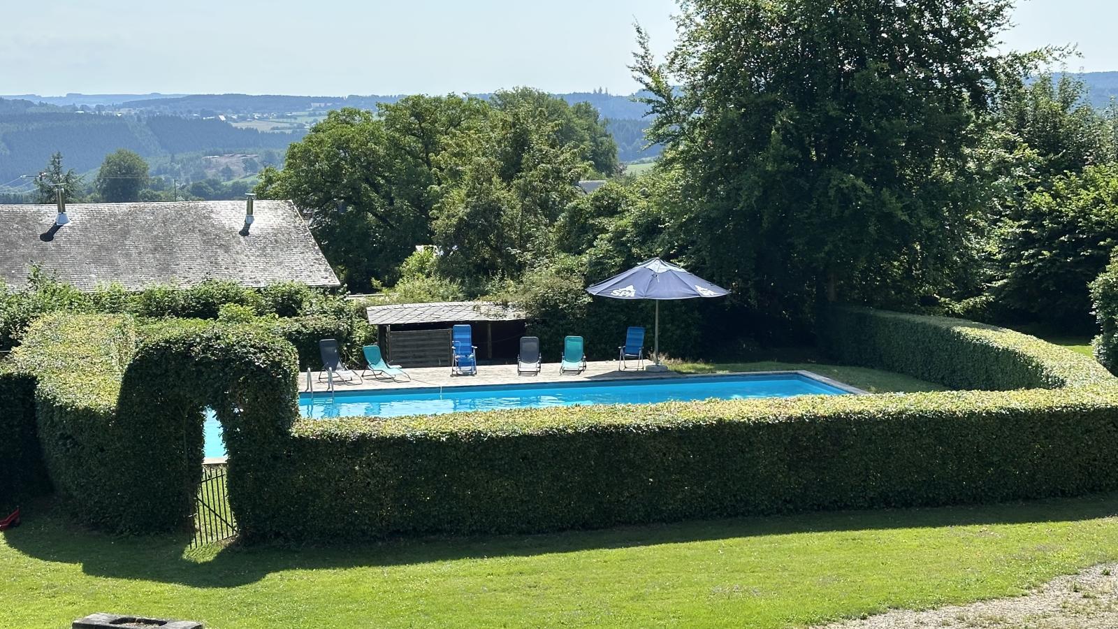 Castel Bodeux-Zwembad