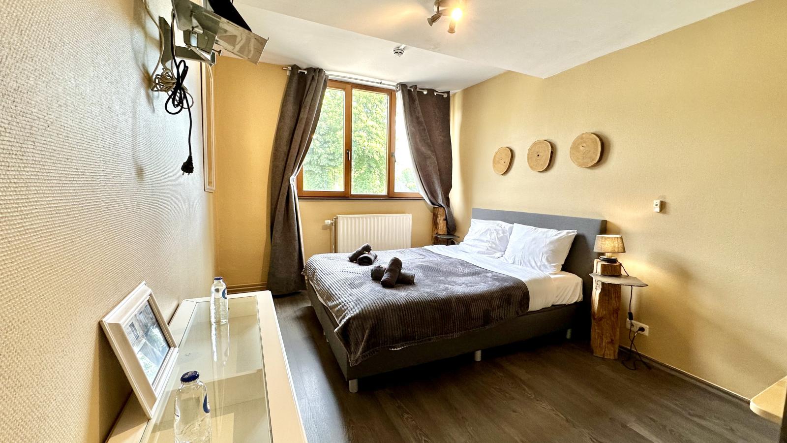 Aux Berges du Lac-Bedroom