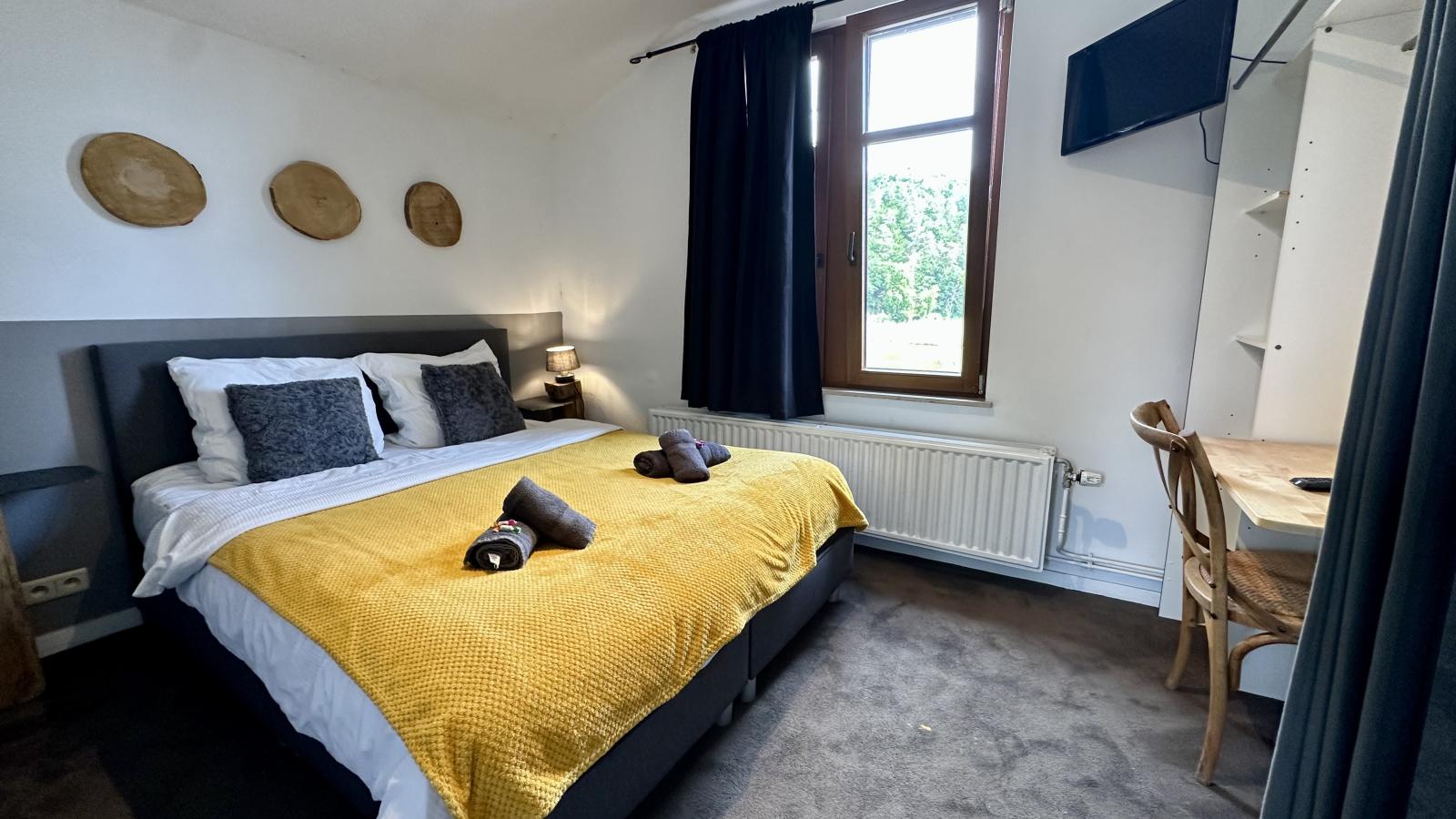 Aux Berges du Lac-Bedroom