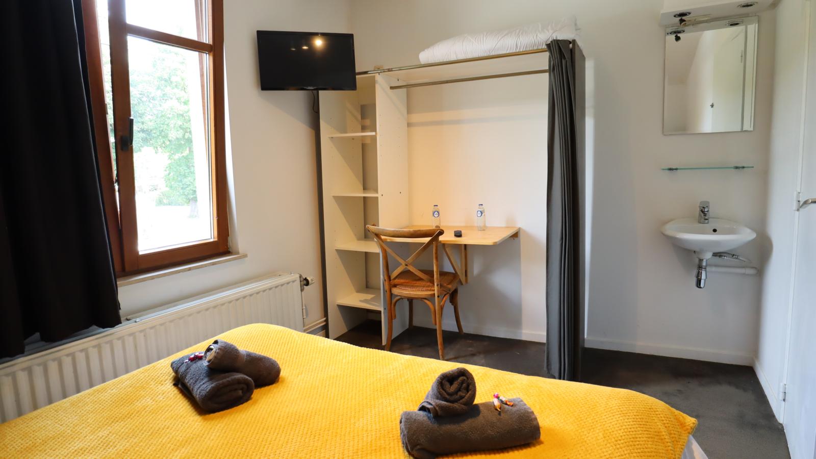 Aux Berges du Lac-Bedroom