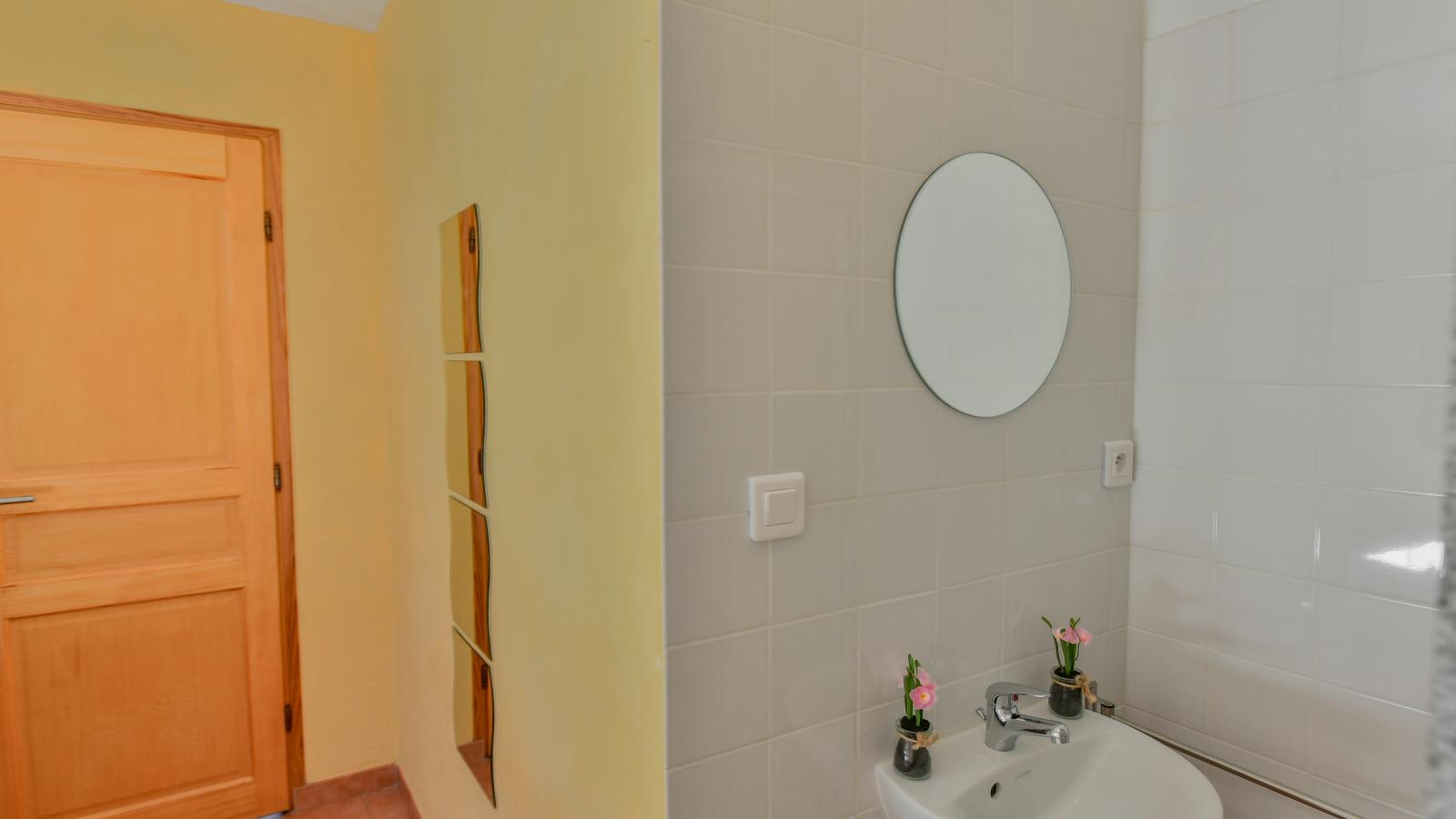 Lac Bleu Nr 38-Badkamer