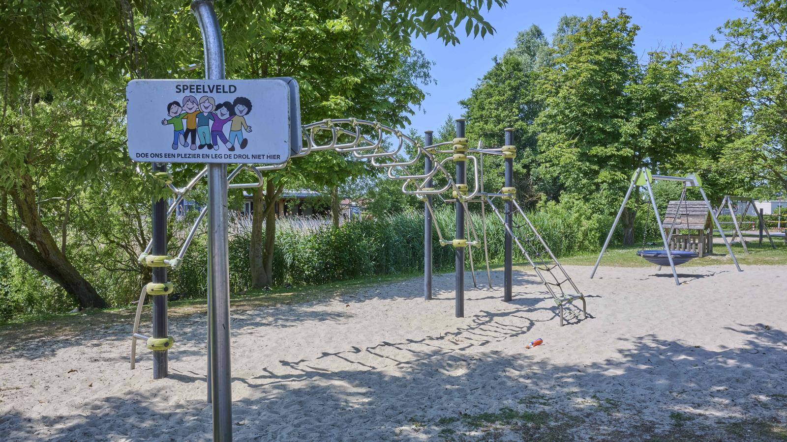 Zomerzoet-Installations du parc