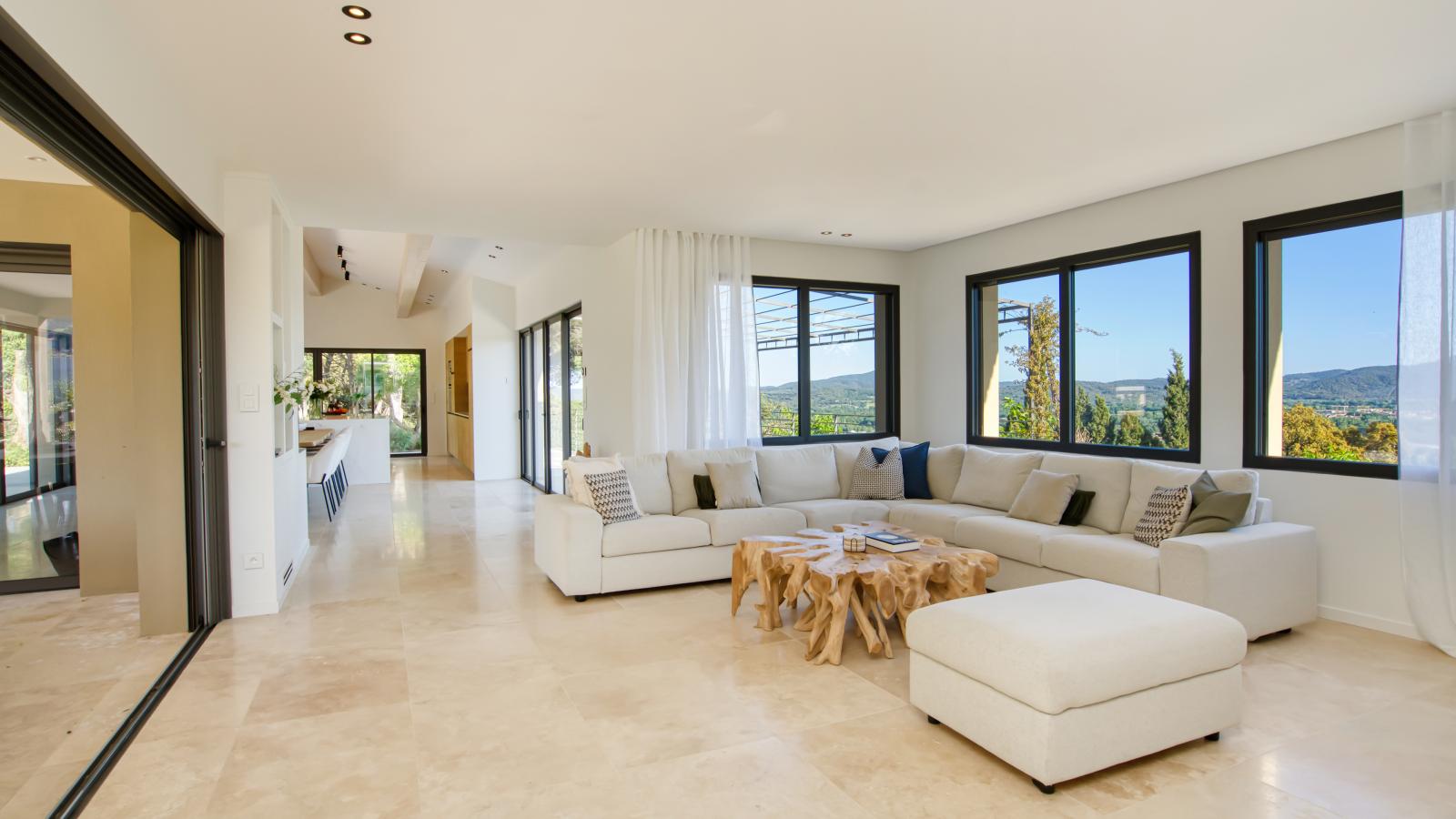 Vue Saint Tropez-Woonkamer