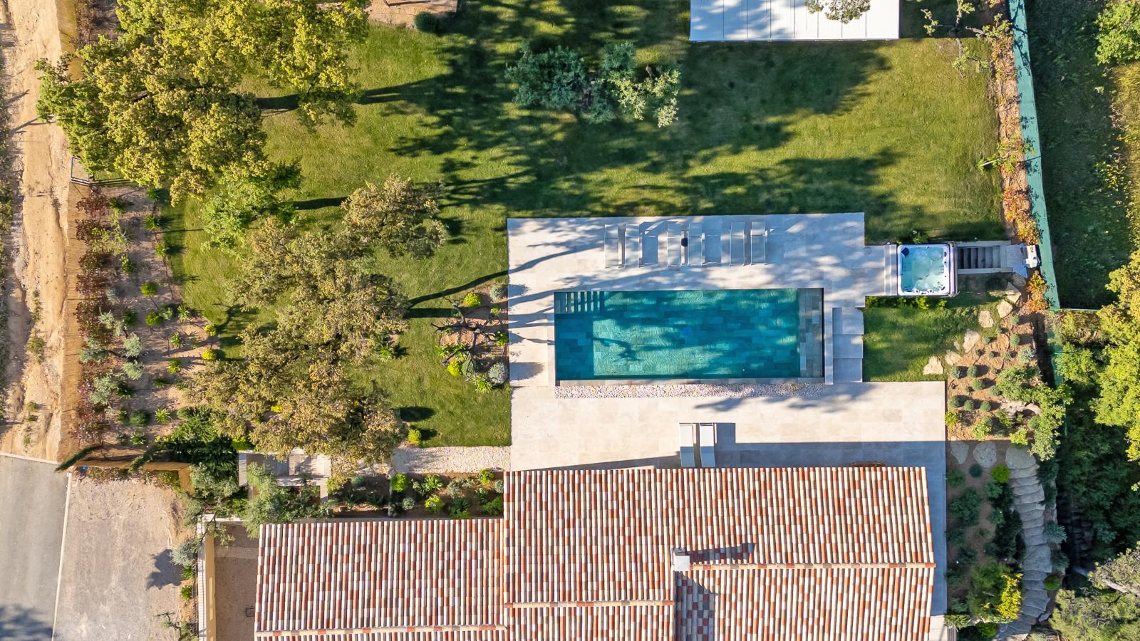 Vue Saint Tropez-Zwembad