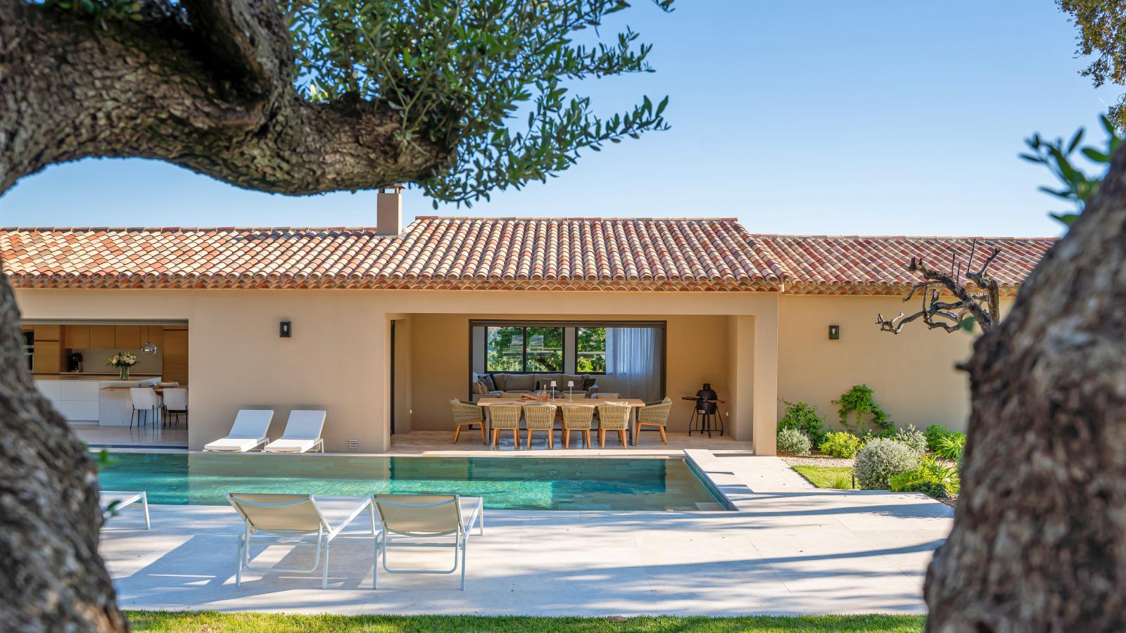 Vue Saint Tropez-Buitenkant zomer