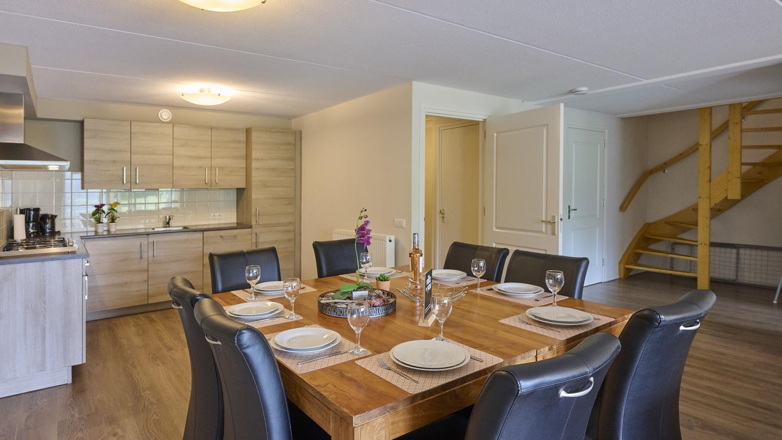 Boerderijappartement t Katreel-Eetkamer