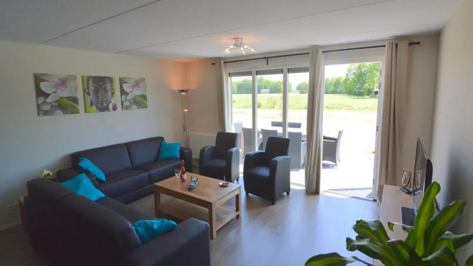 Boerderijappartement t Katreel-Woonkamer