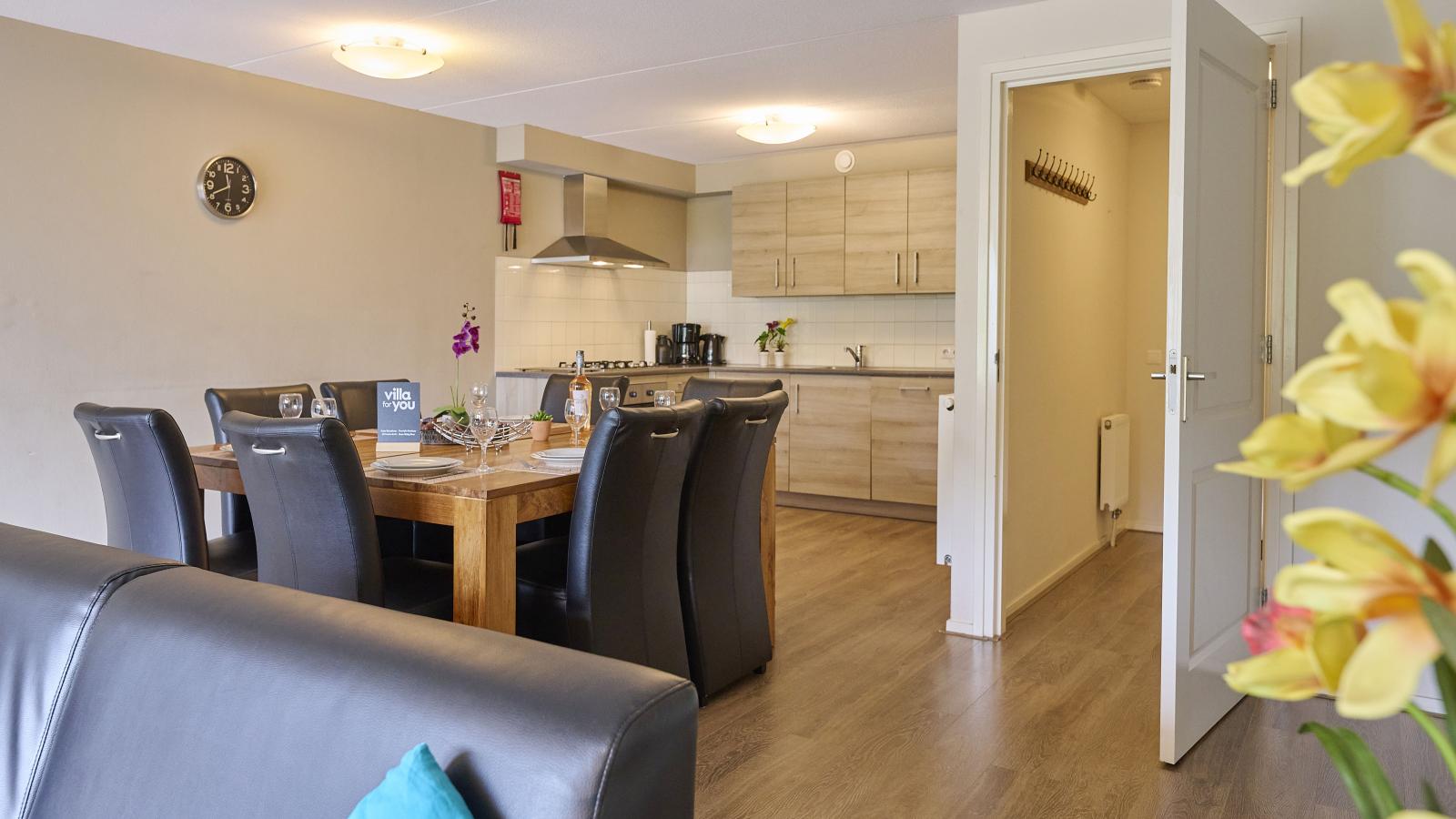 Boerderijappartement t Katreel-Eetkamer