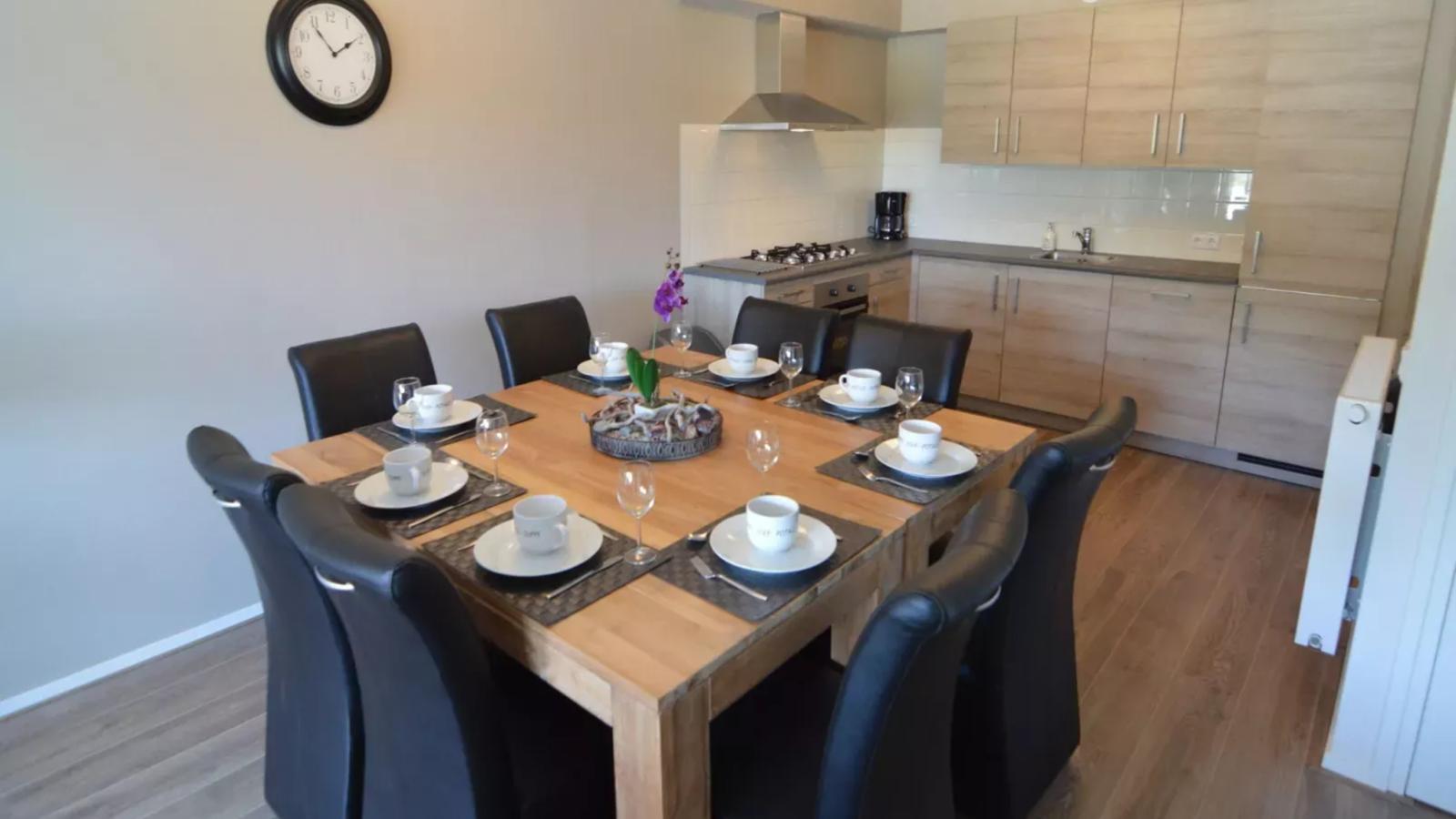 Boerderijappartement t Katreel-Eetkamer