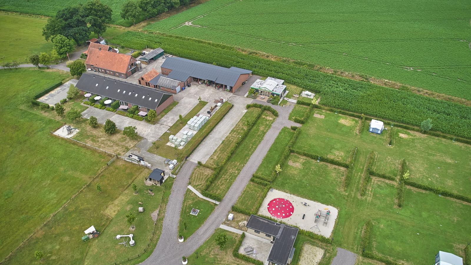 Boerderijappartement t Katreel-Buitenkant zomer